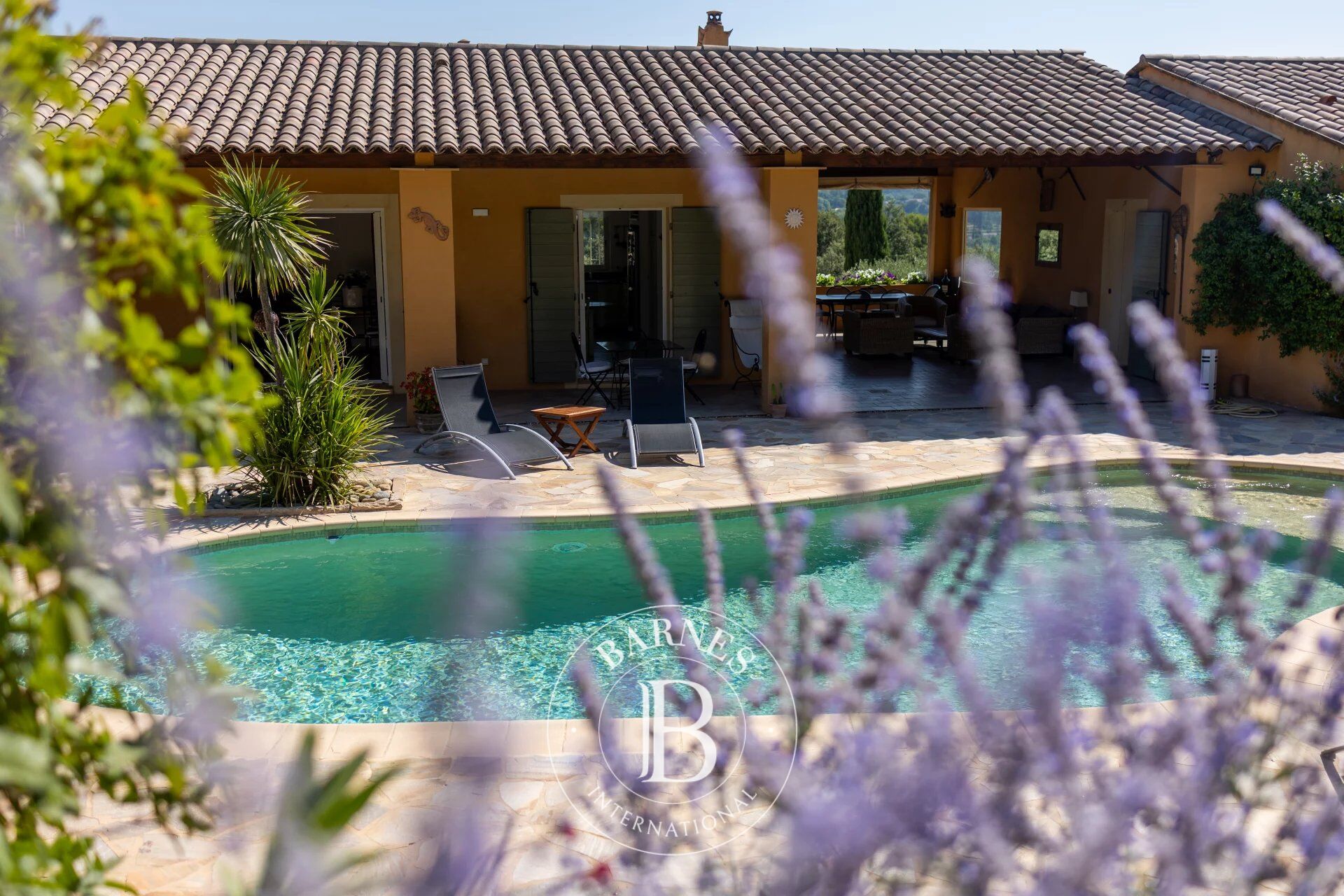 Villa Lorgues - picture 3