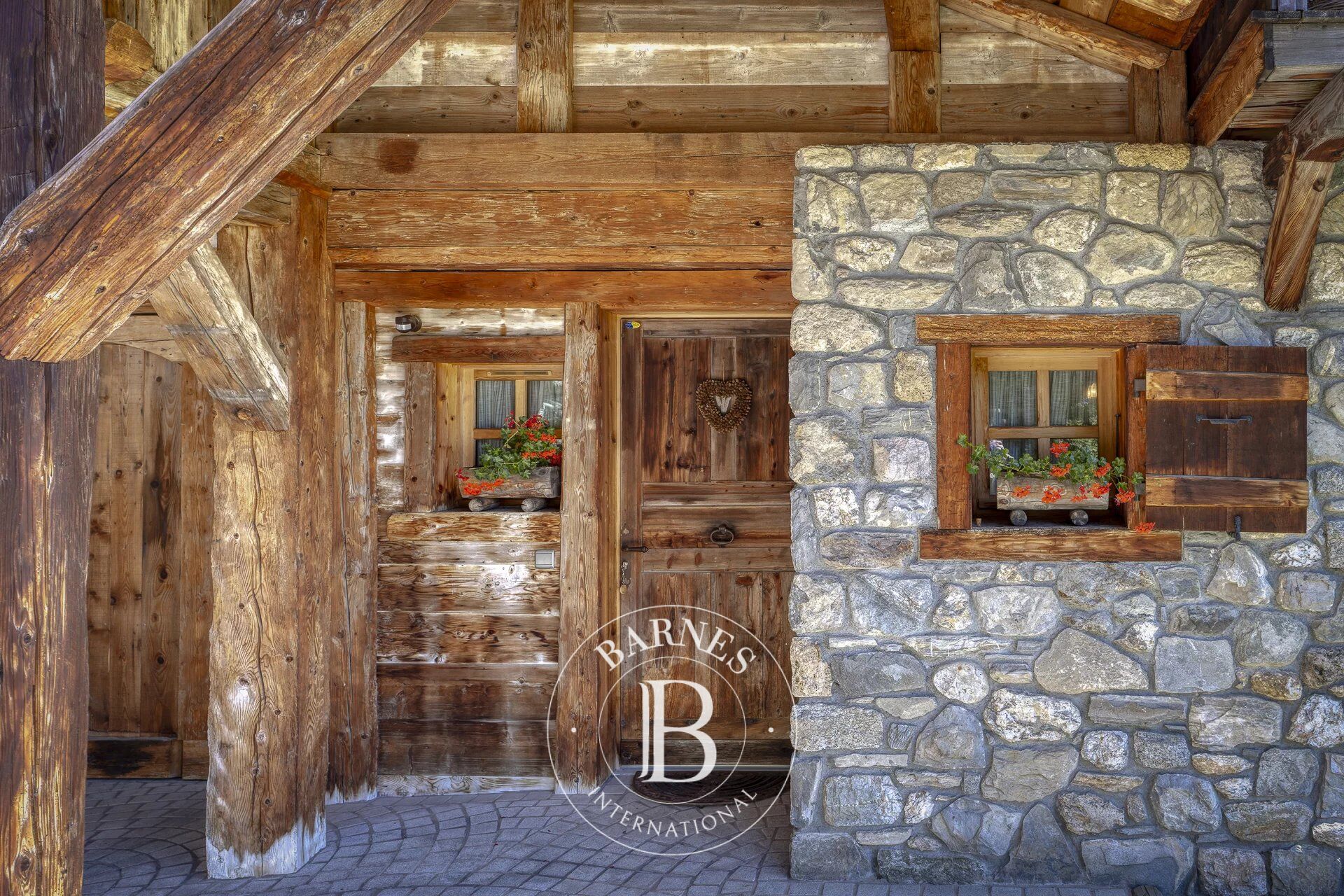 Chalet d'exception - Demi-Quartier - Secteur très réputé - vue Mont-Blanc - picture 3