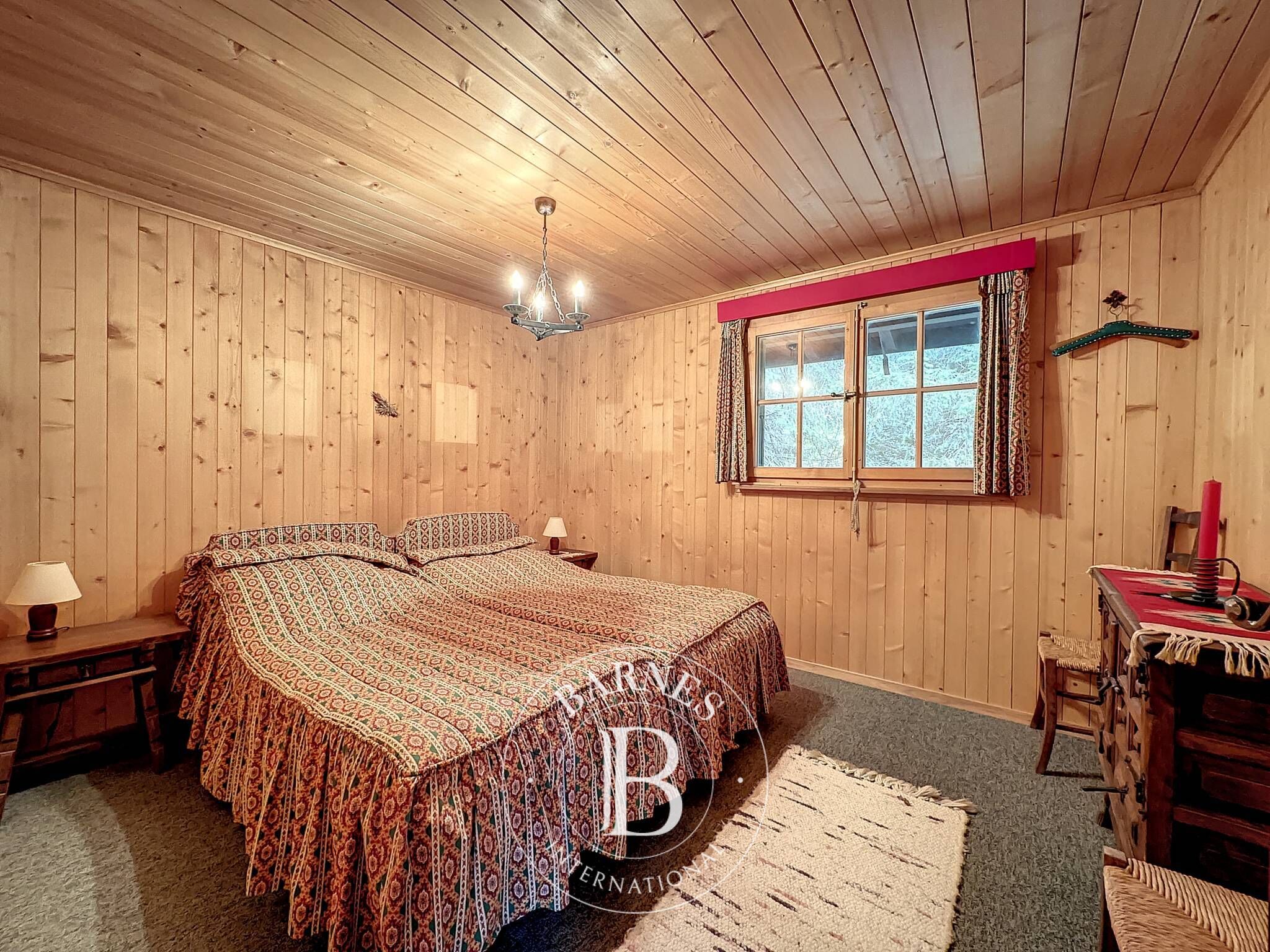 Villa Montreux - picture 11