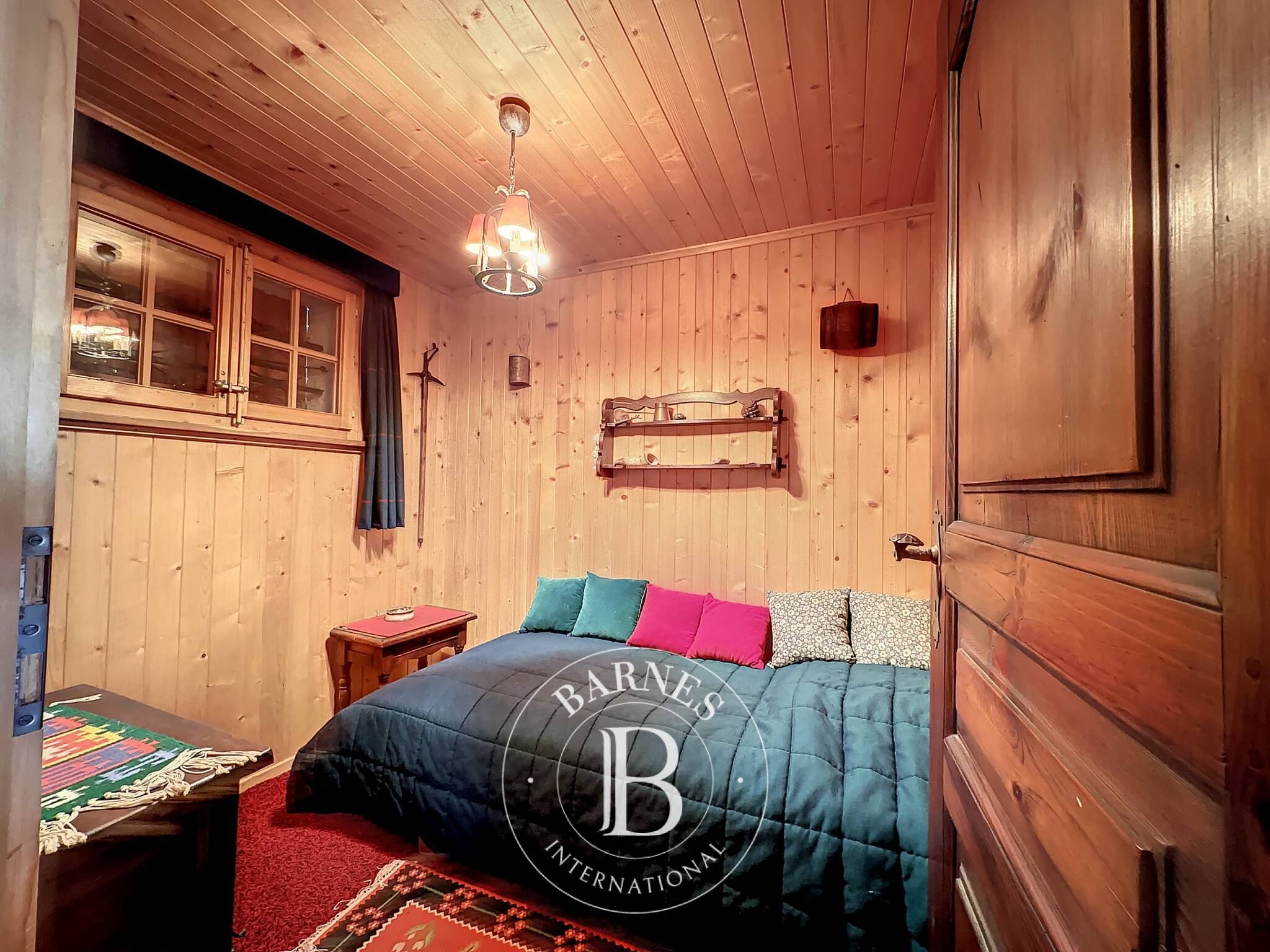 Villa Montreux - picture 10