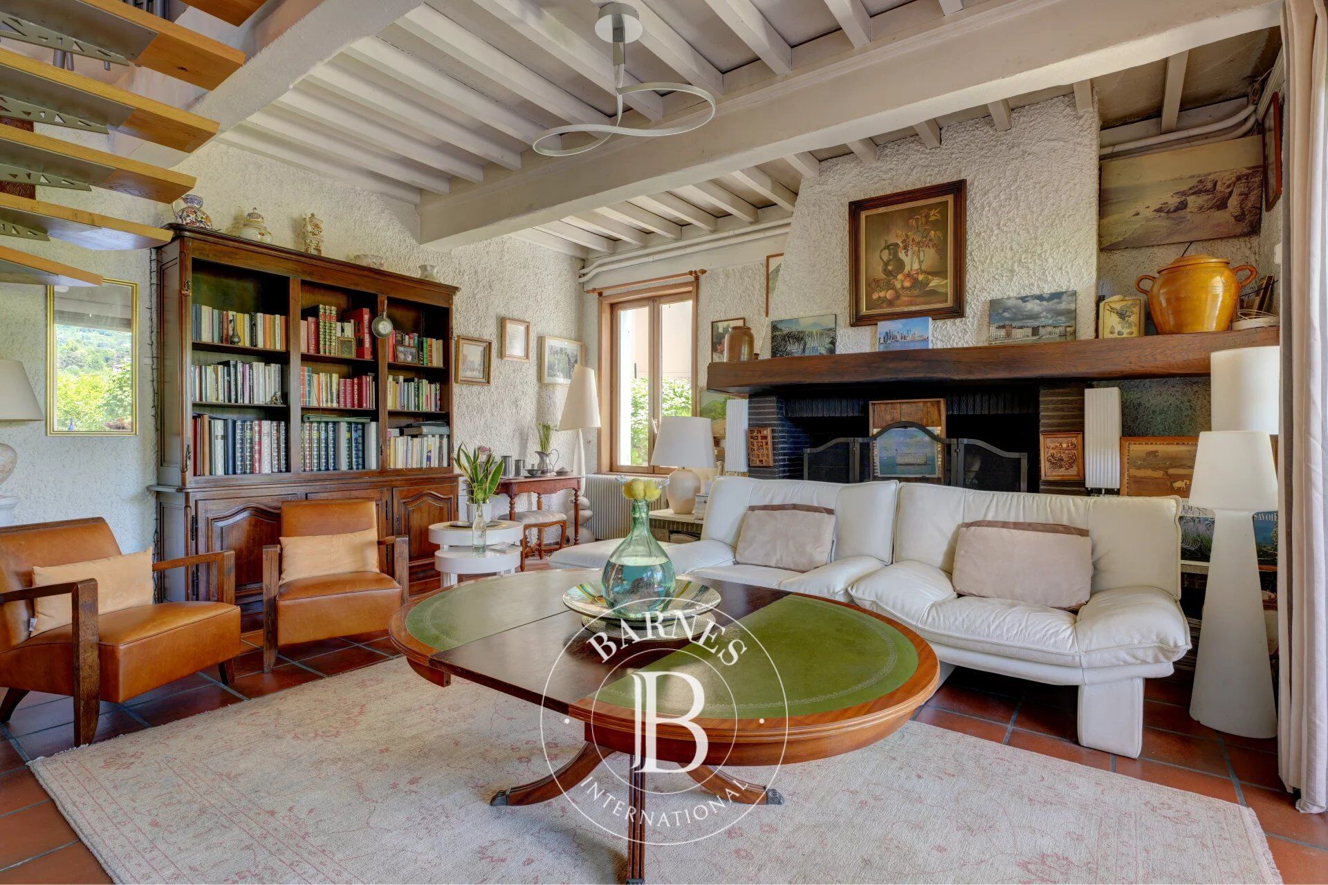 Caluire et Cuire - Apartment of 207.83 sqm² - Terrace of approximately 31 sqm - 3 Bedrooms - picture 3