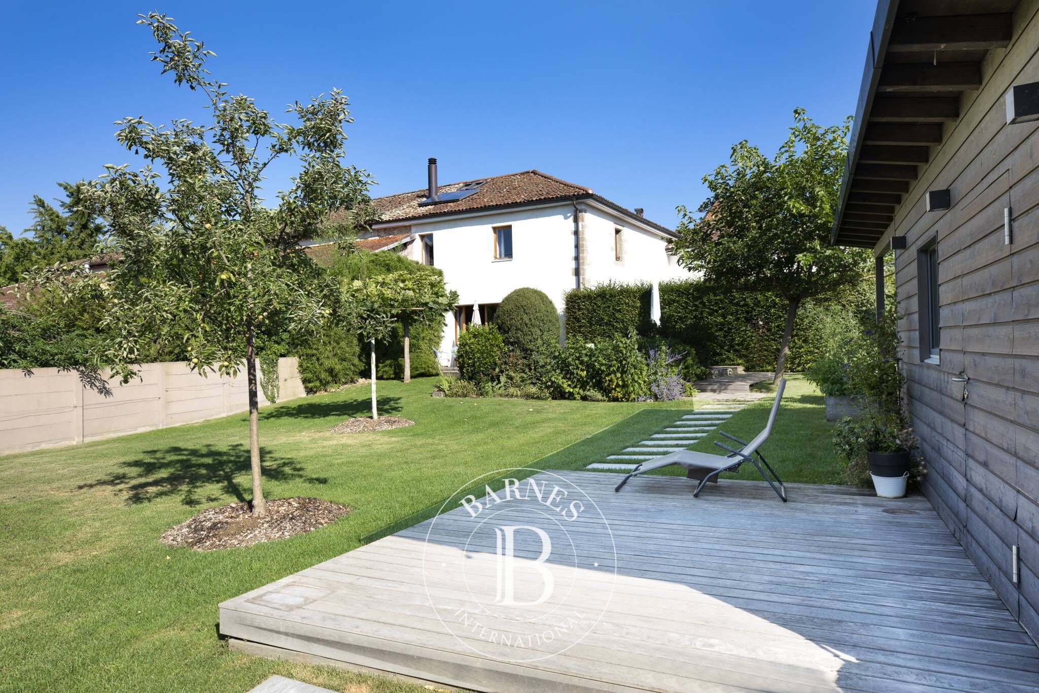 Semi-detached house Russin - picture 1