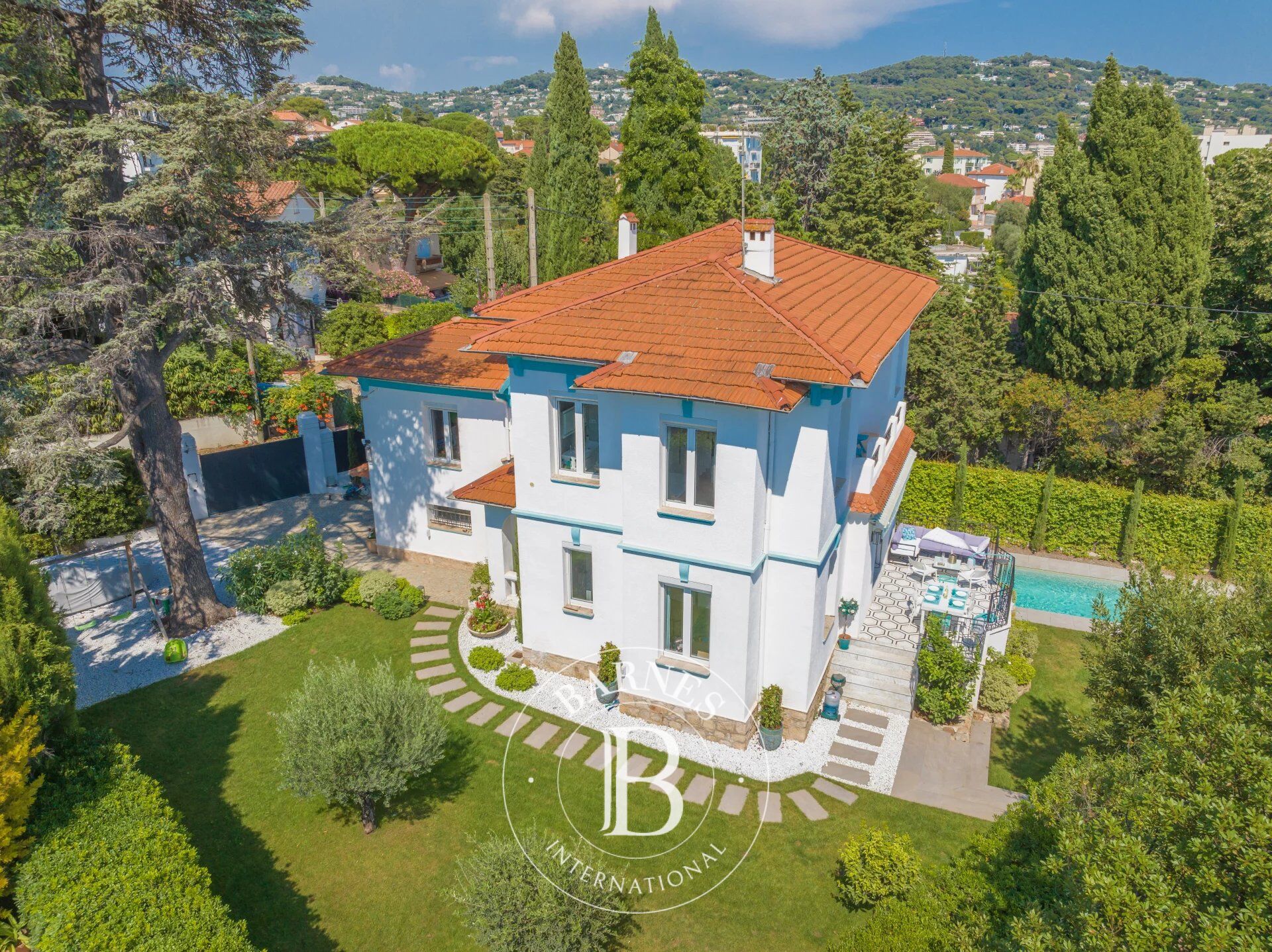 CANNES PETIT JUAS - VILLA ART DECO - 4 CHAMBRES - picture 1