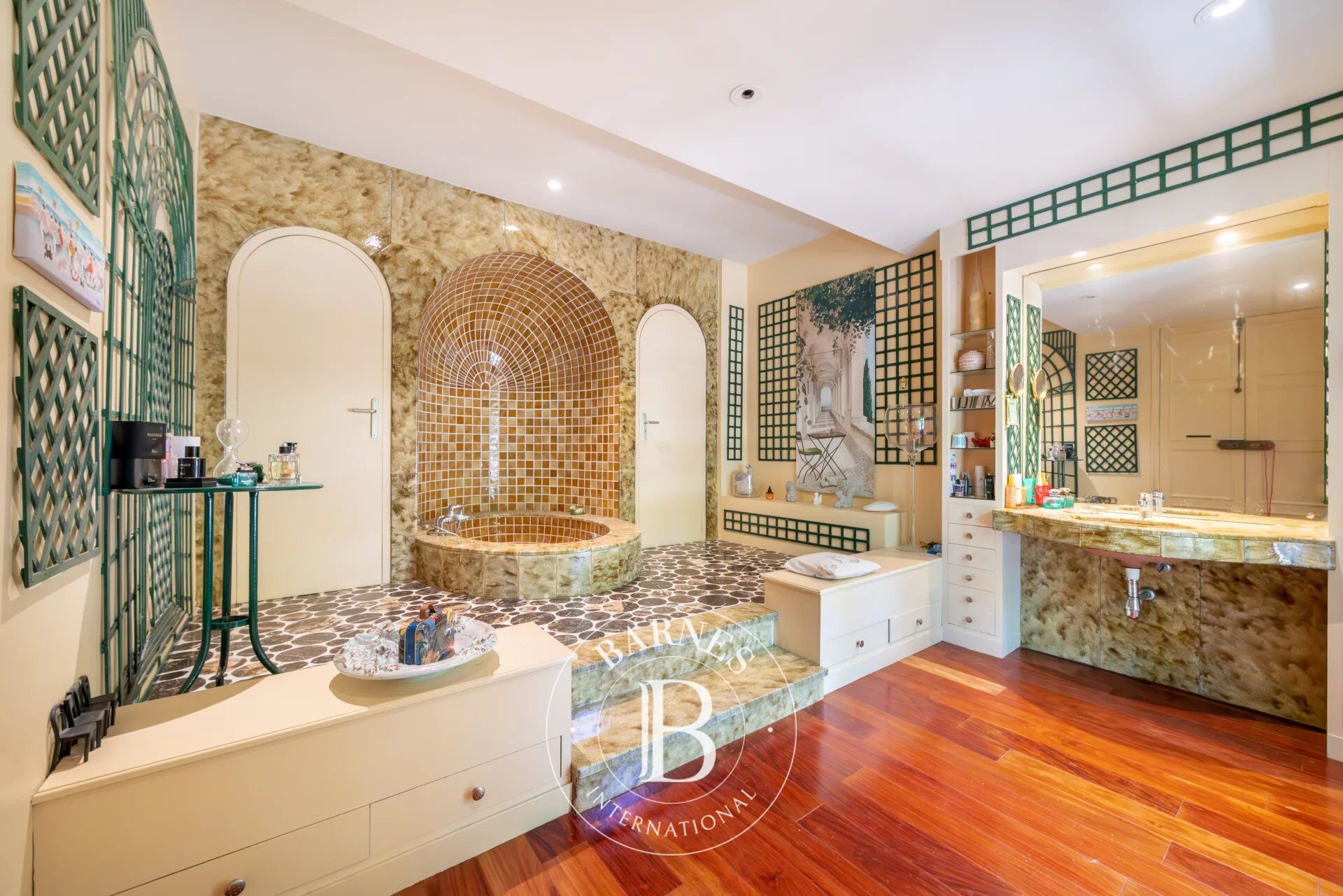 Ev Opio - picture 35