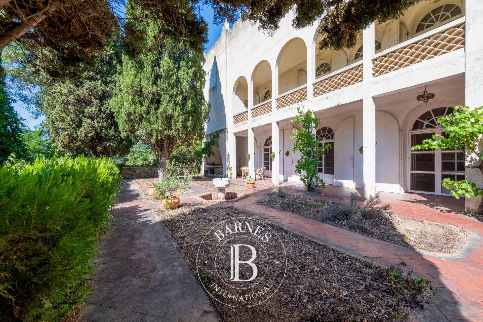 Proprietà Prades - picture 1