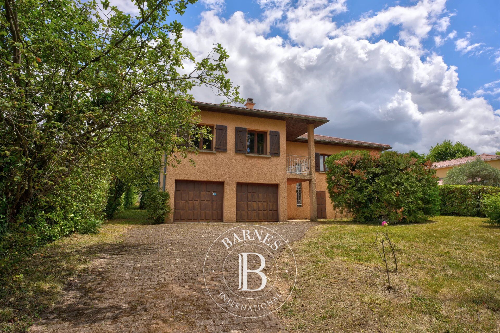 Sainte-Foy-lès-Lyon - Maison d'environ 187 m² - 6 chambres - Terrain de 1 500 m² - picture 1