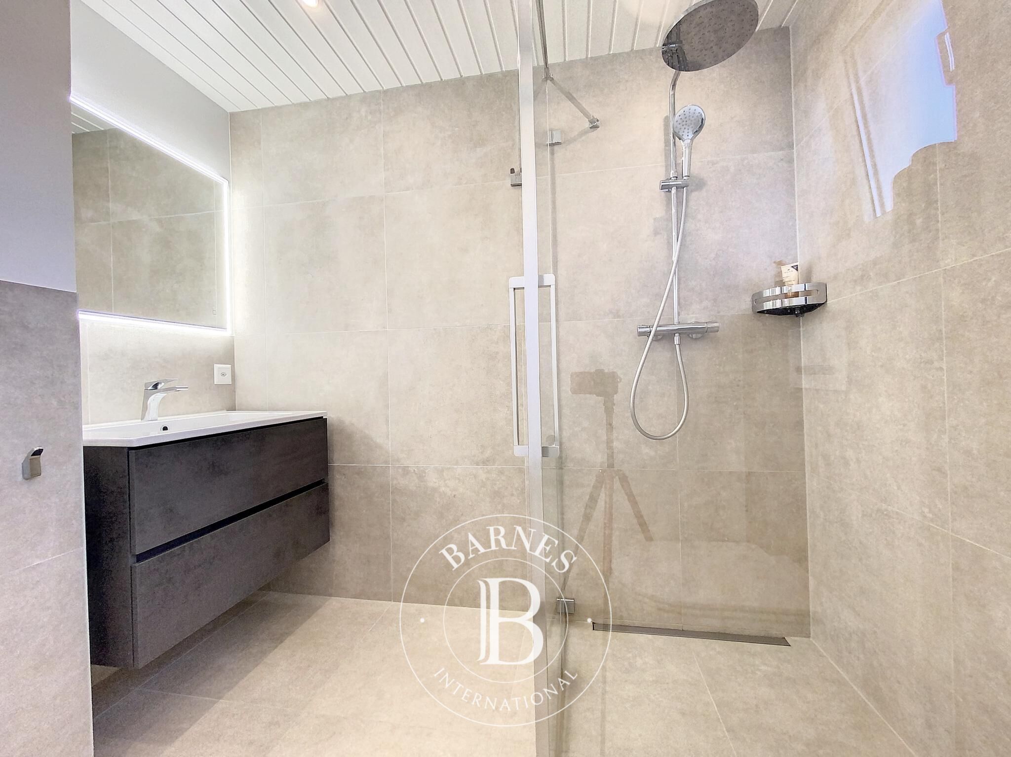 Haus for sale Vevey 196m² 6 rooms 1 995 000SFr.