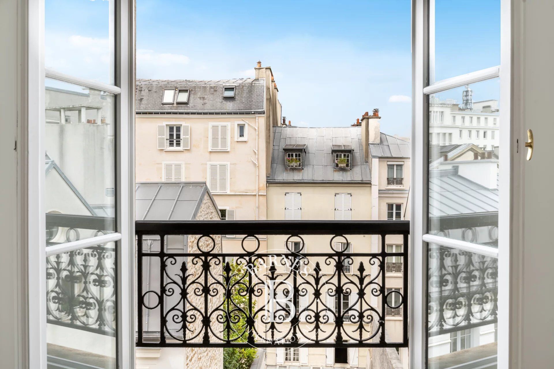 Piso Paris 3ème - picture 2