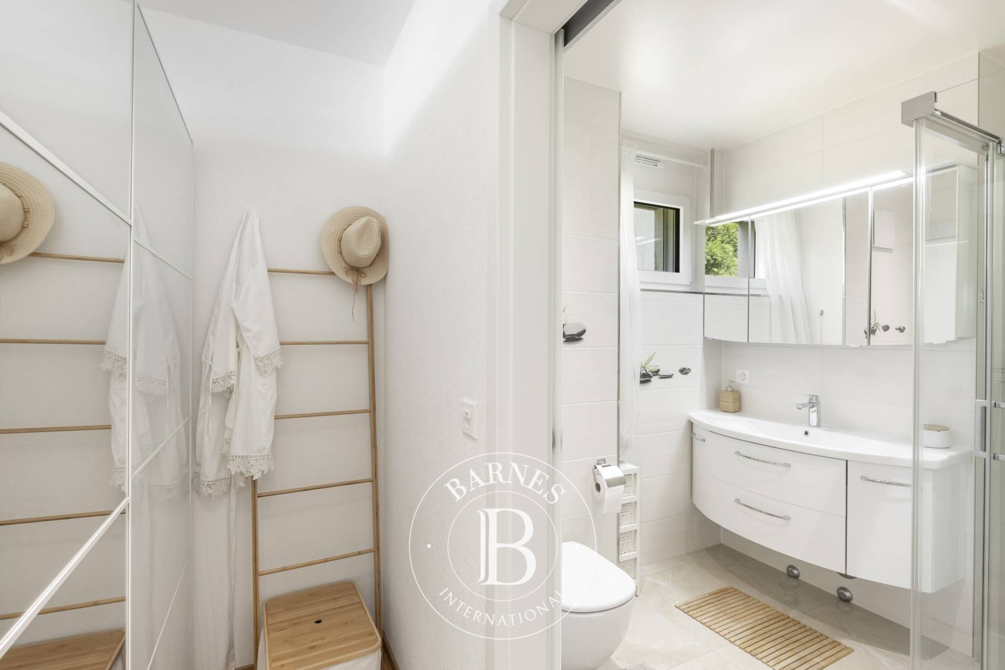 Daire Montreux - picture 27