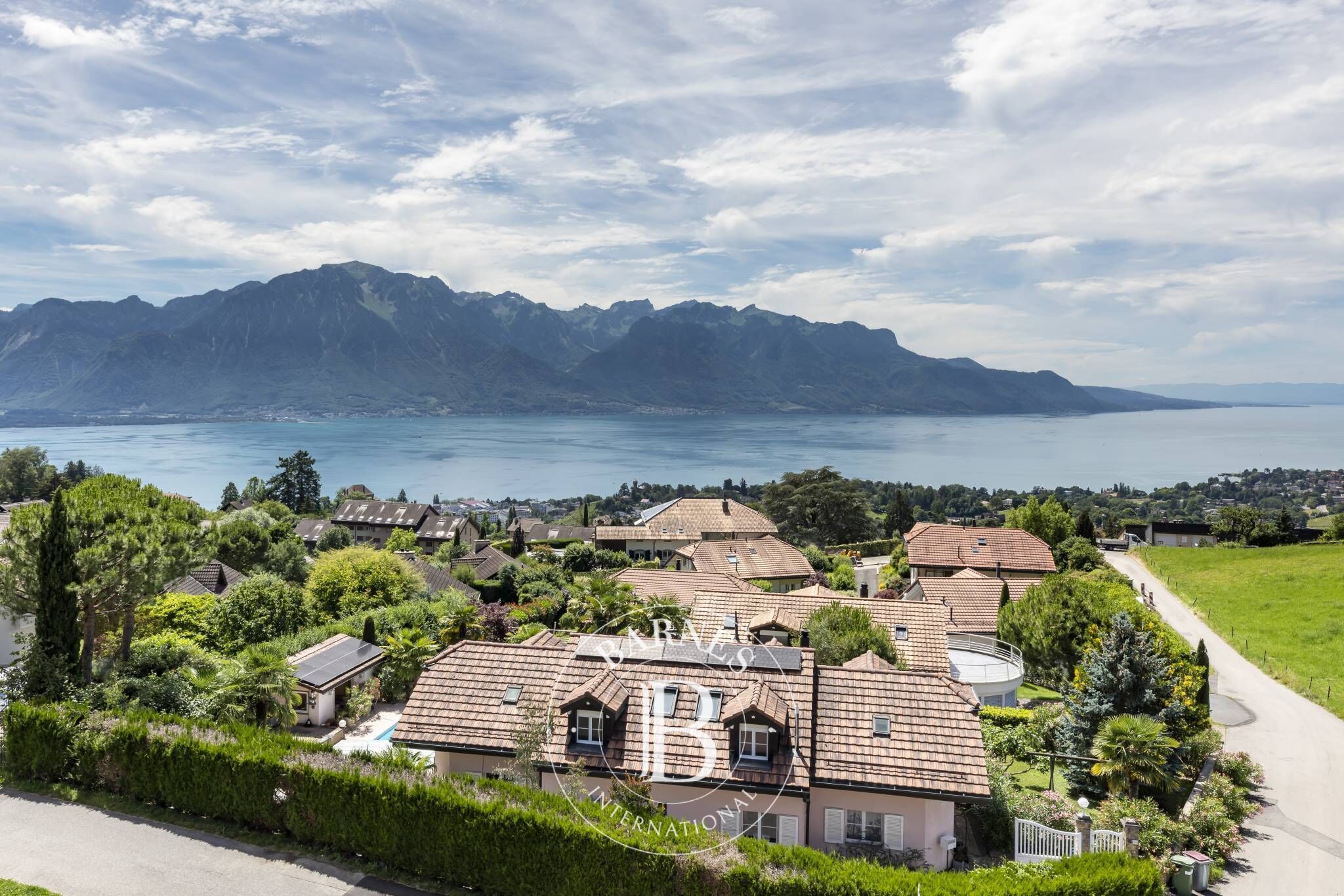 Daire Montreux - picture 4