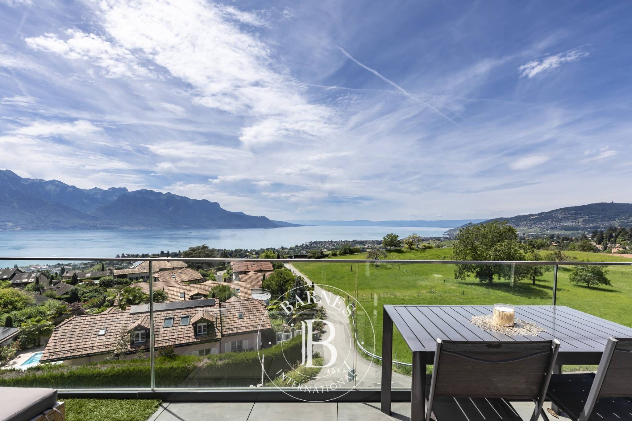 Daire Montreux - picture 24