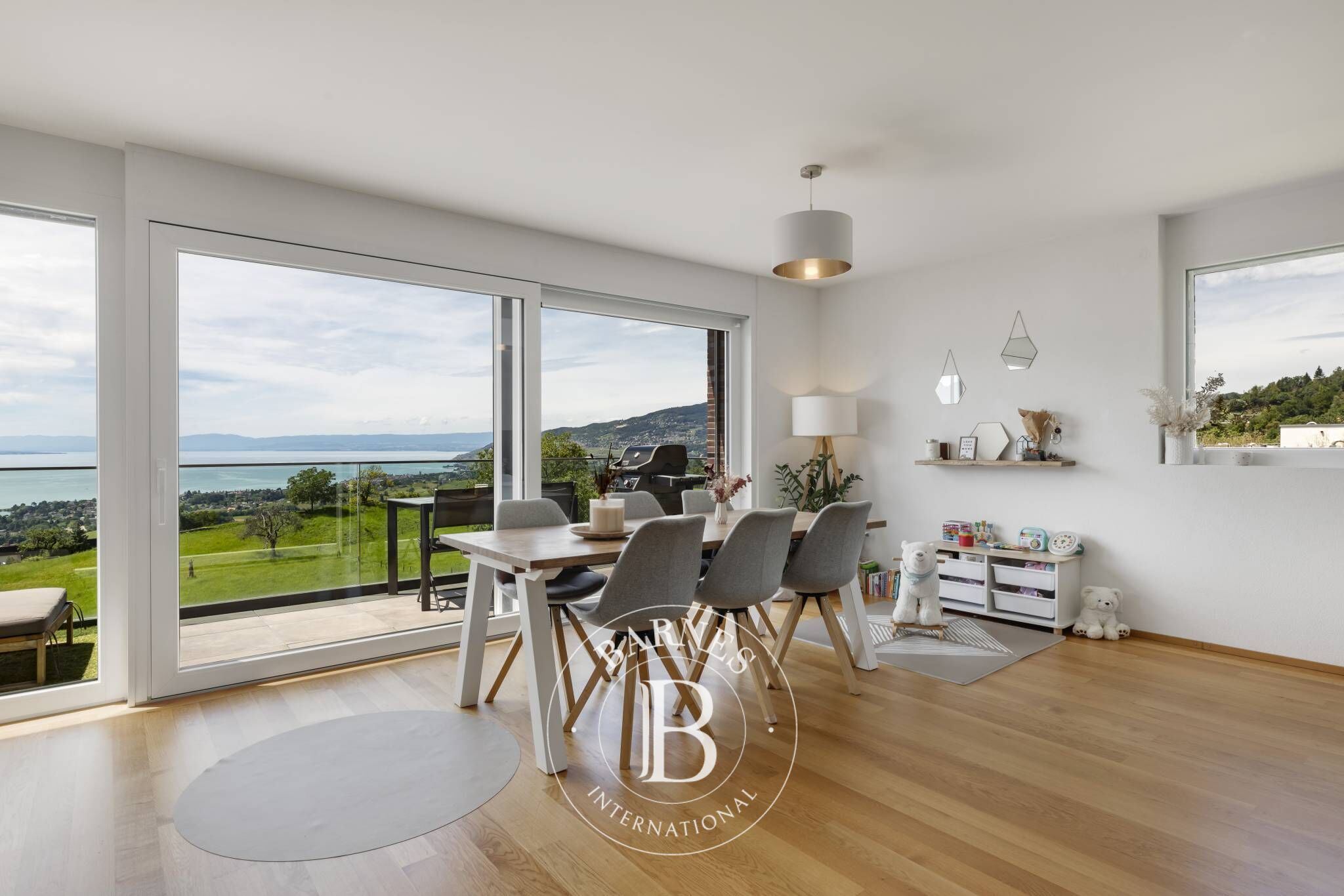 Daire Montreux - picture 18