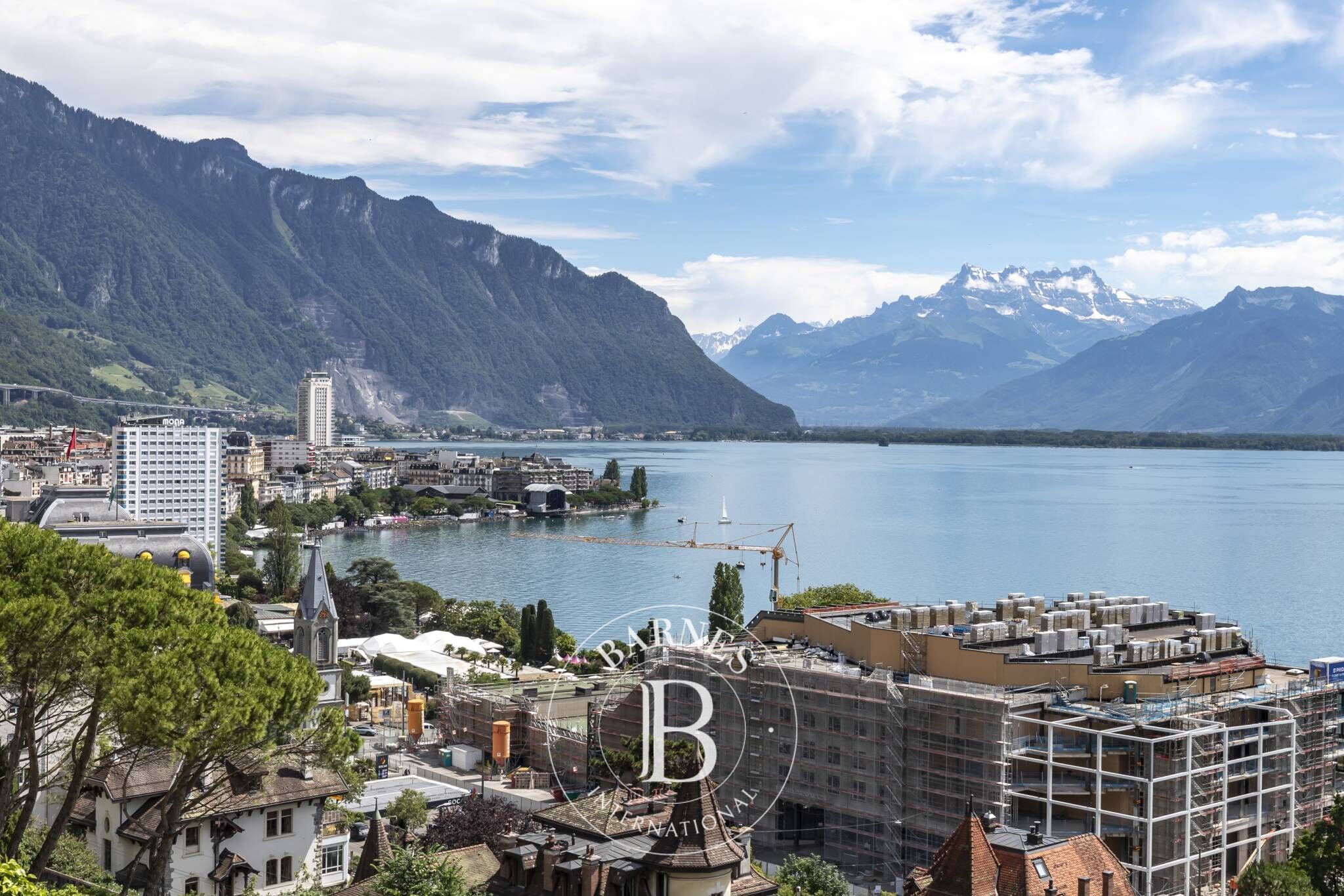 Daire Montreux - picture 11