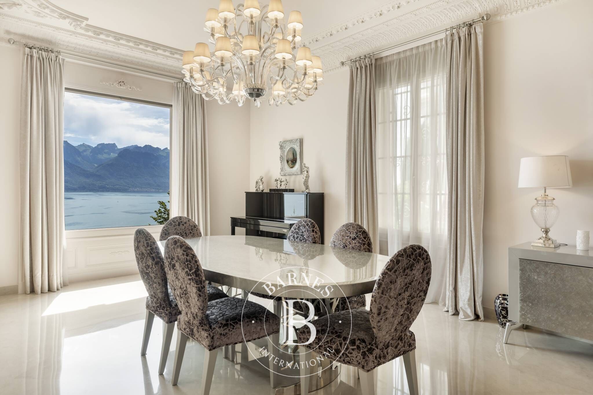 Daire Montreux - picture 16