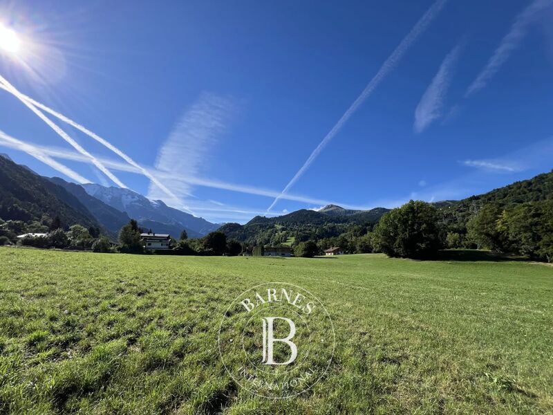 SAINT-GERVAIS-LES-BAINS - Beautiful 862 m² Plot of Land with View of the Mont Blanc Massif