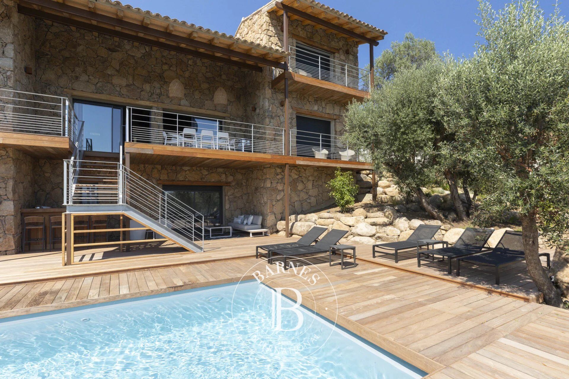 Villa Zonza - picture 1