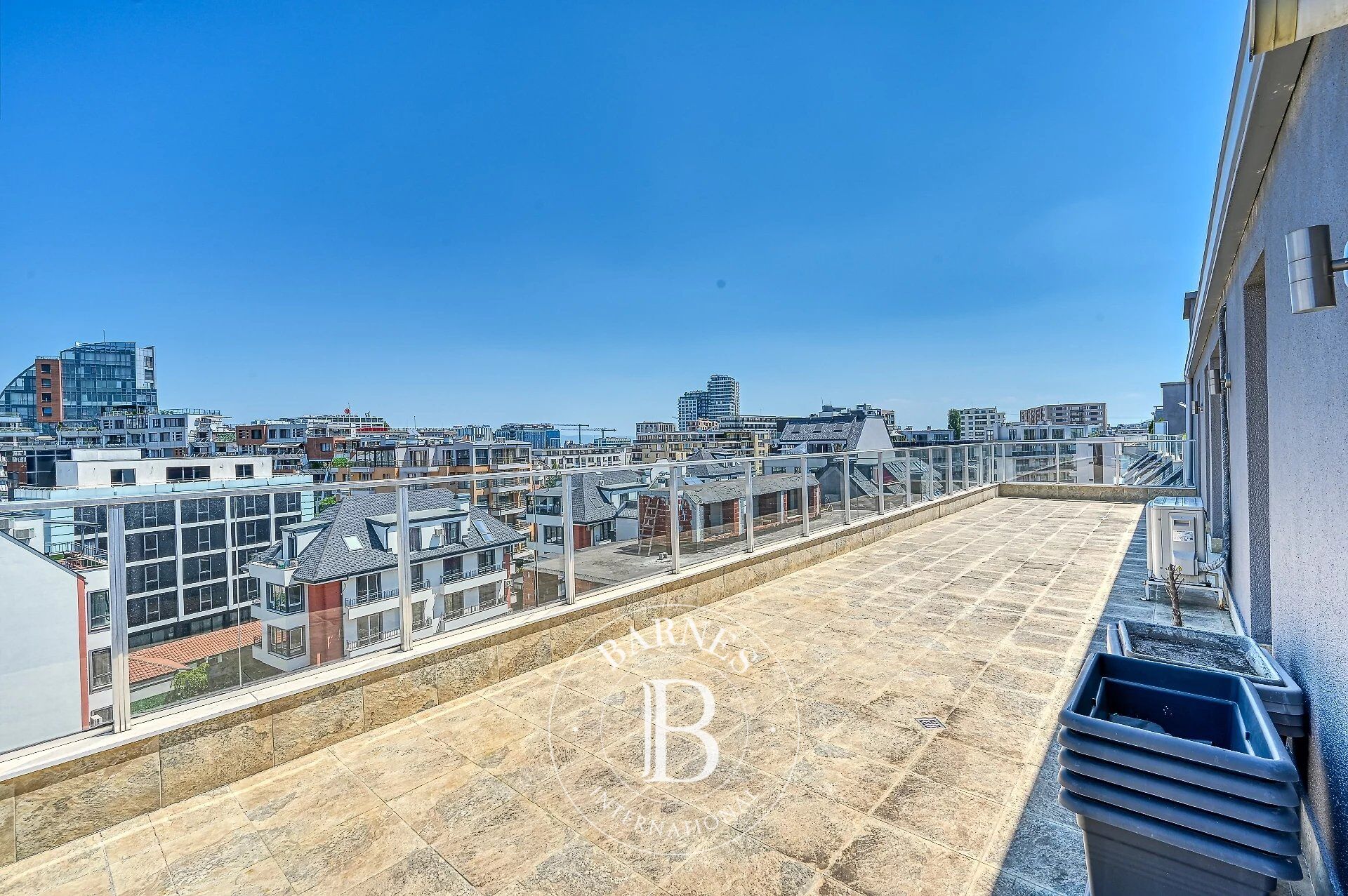 Penthouse Sofia - picture 12