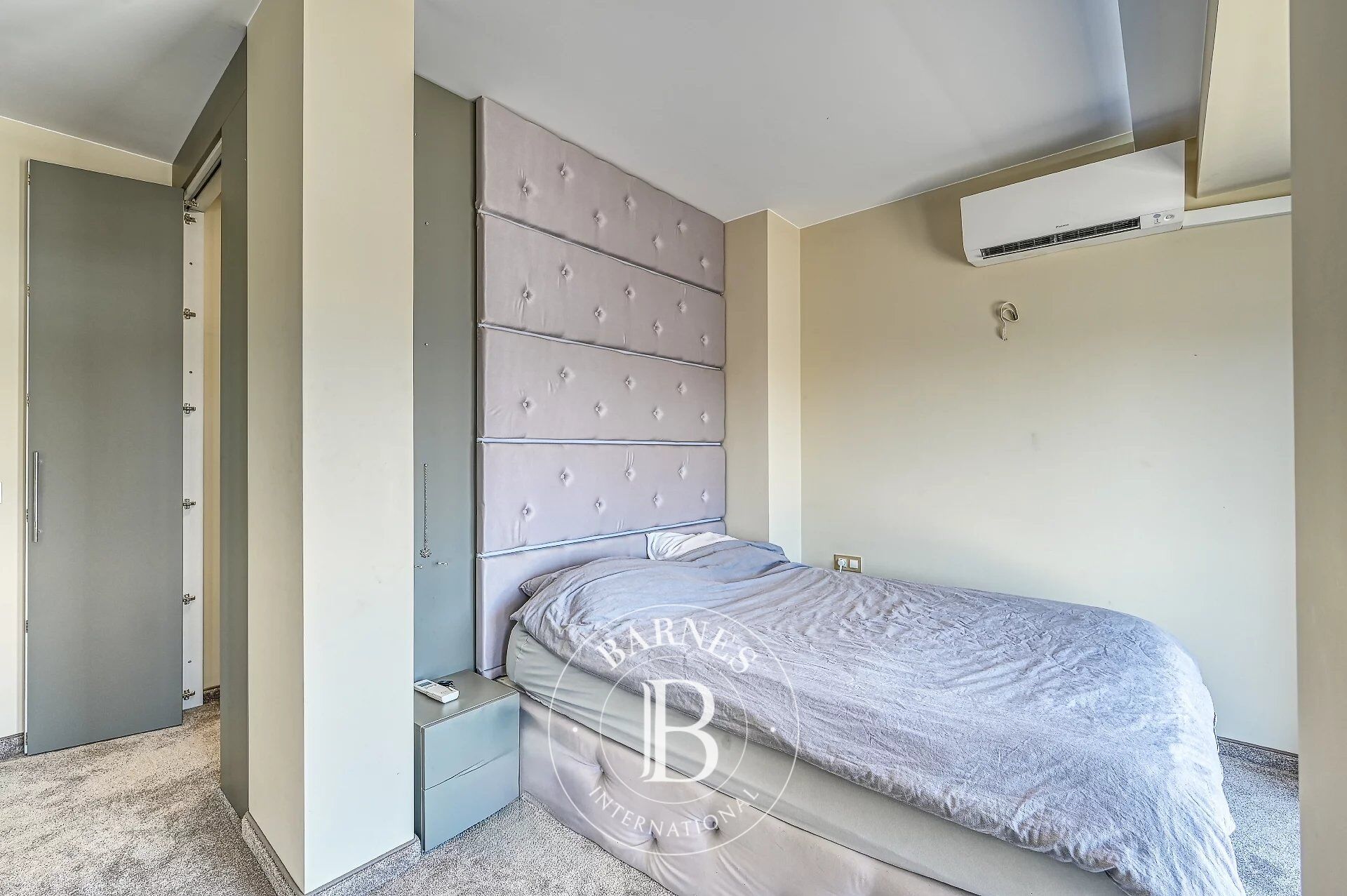 Penthouse Sofia - picture 5