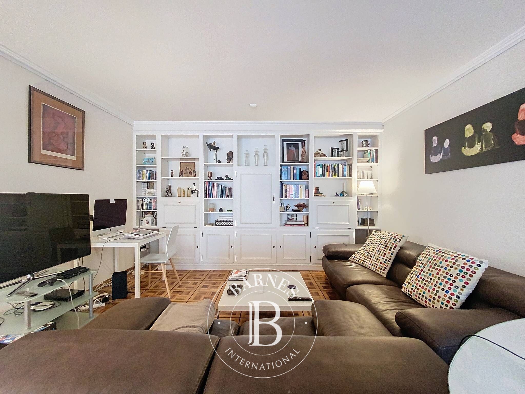 Daire Champel - picture 17