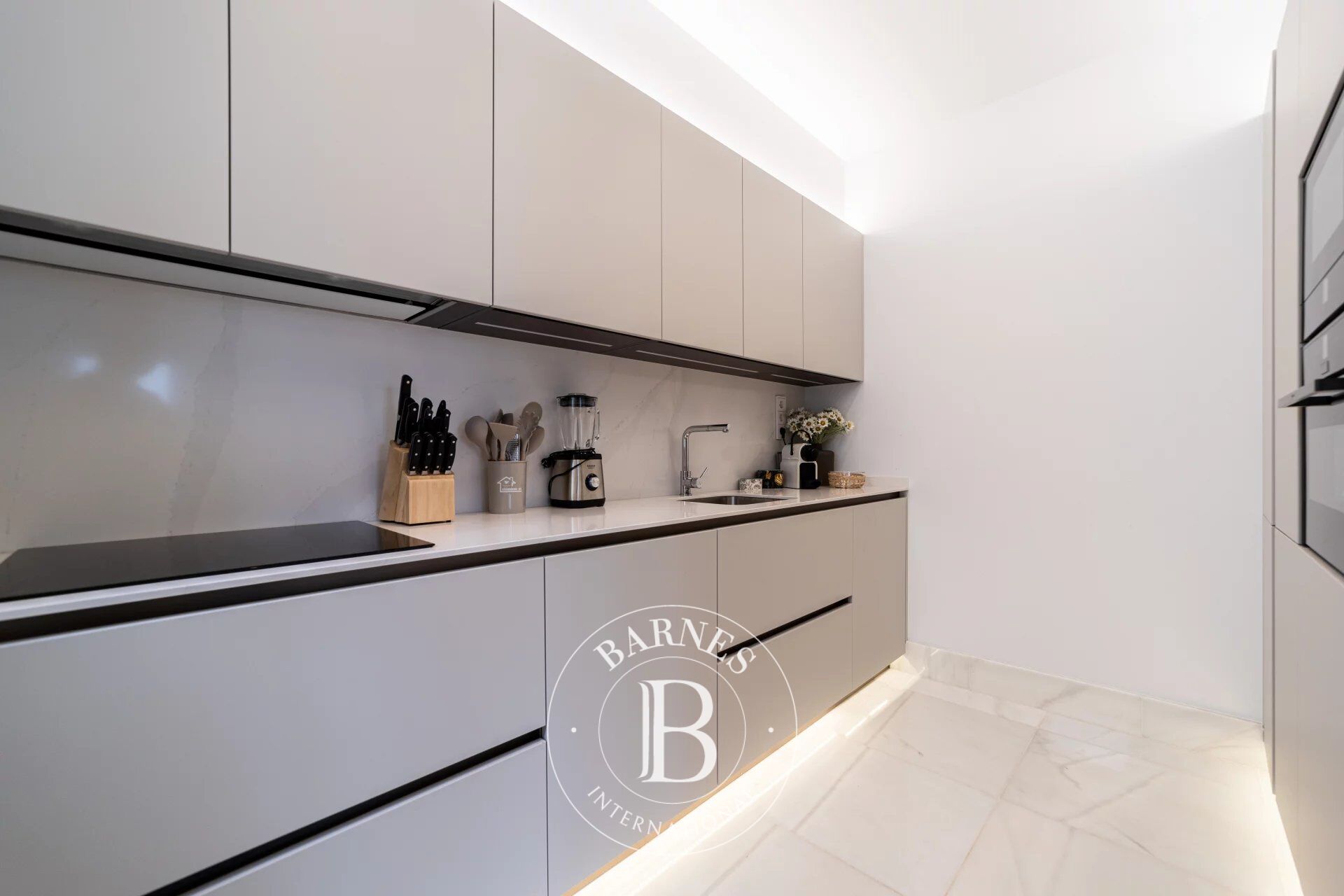 Penthouse Madrid - picture 13