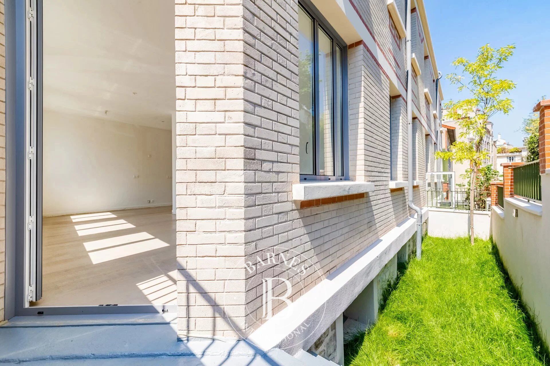 For Sale Apartment | Paris 19ème - picture 4