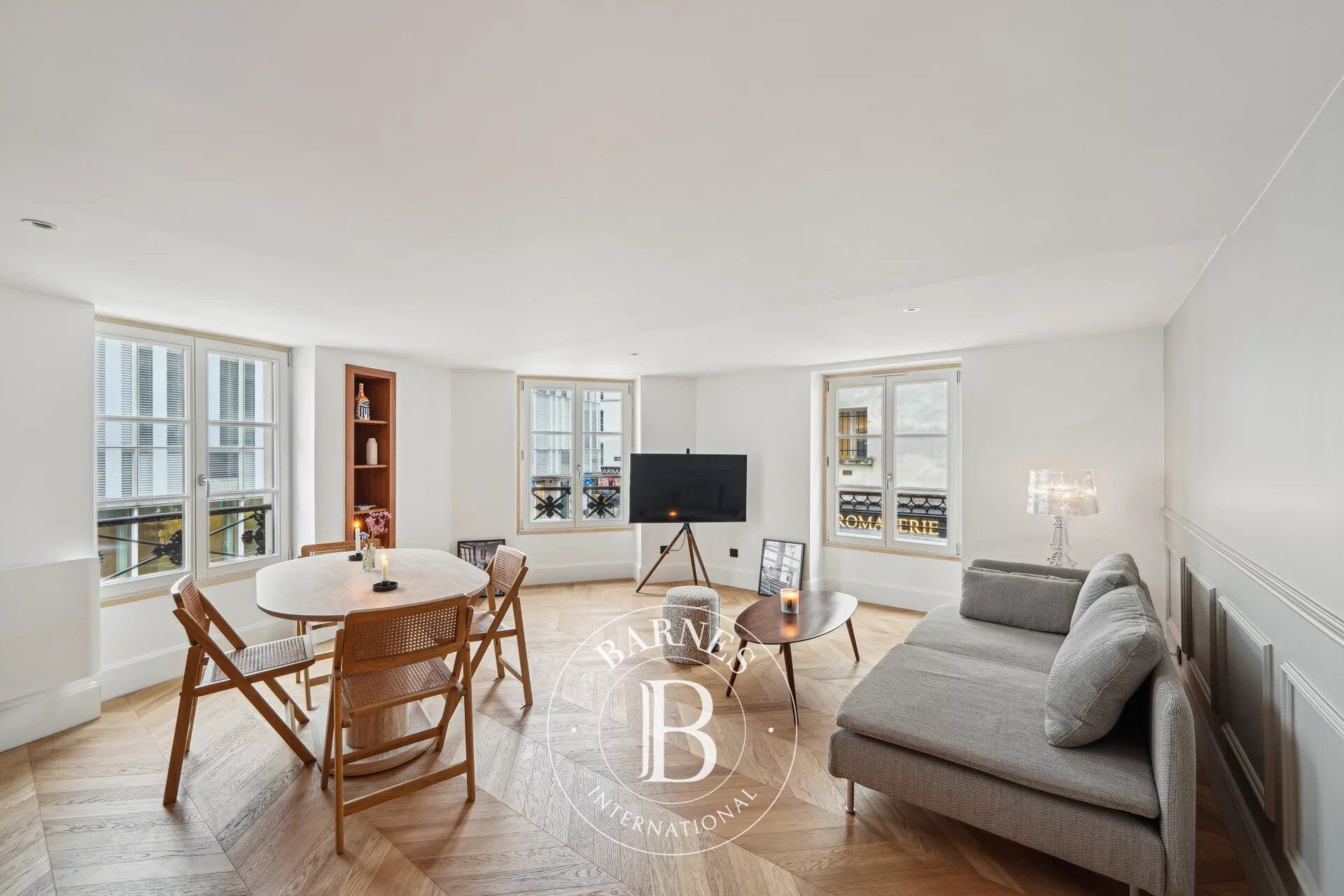 Wohnung Paris 7ème - picture 2