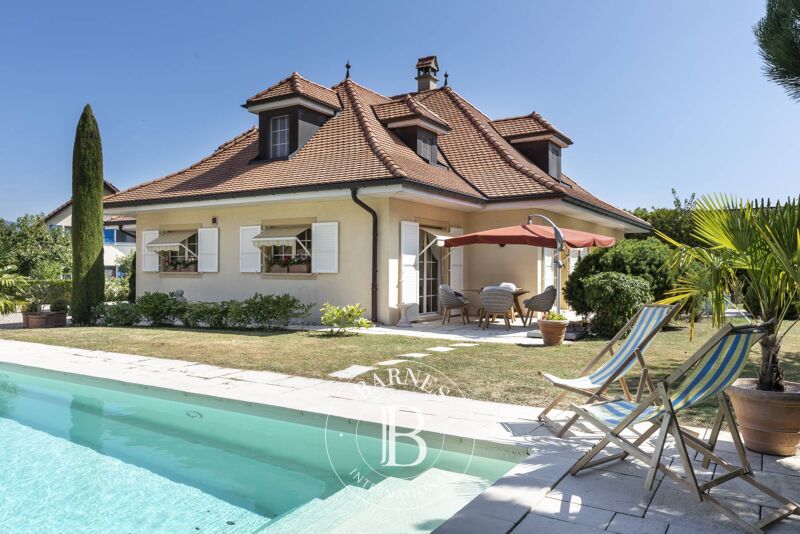 Propriété Exceptionnelle : Villa d'architecte !