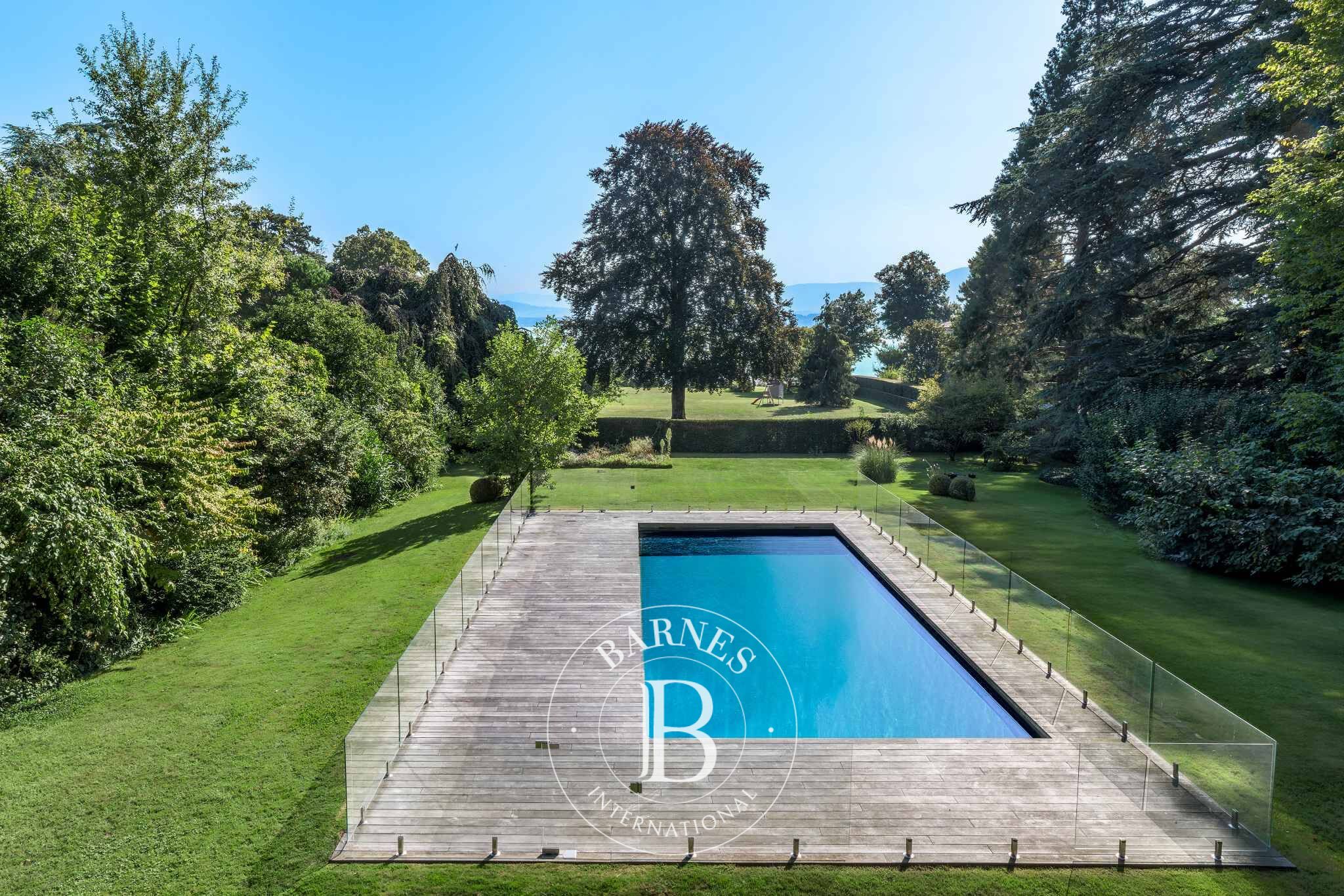 Villa Versoix - picture 18