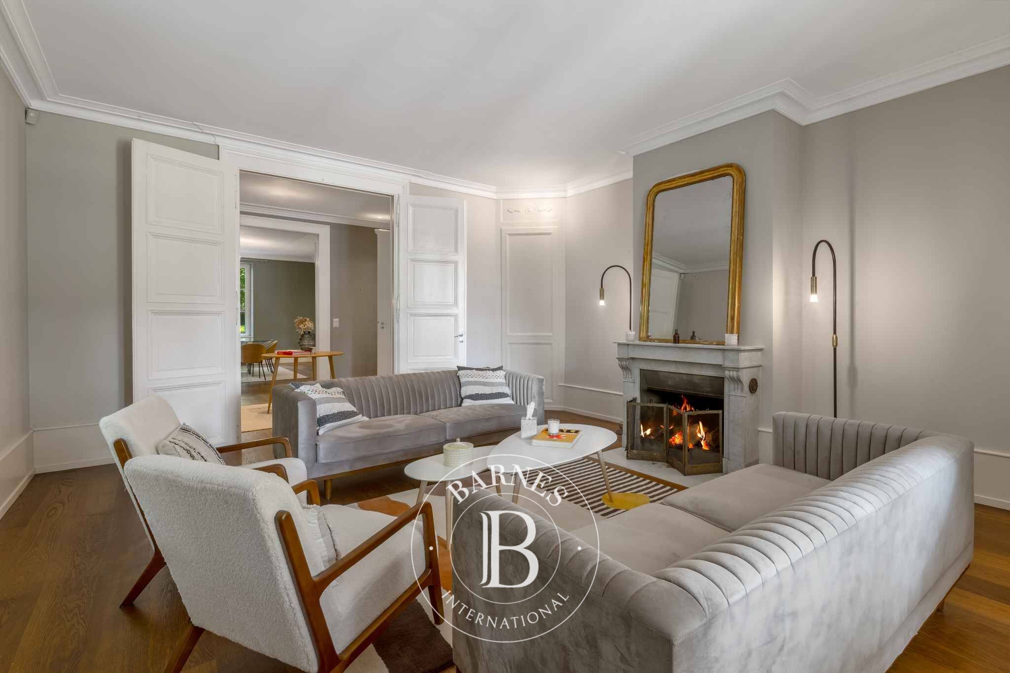 Villa Versoix - picture 10