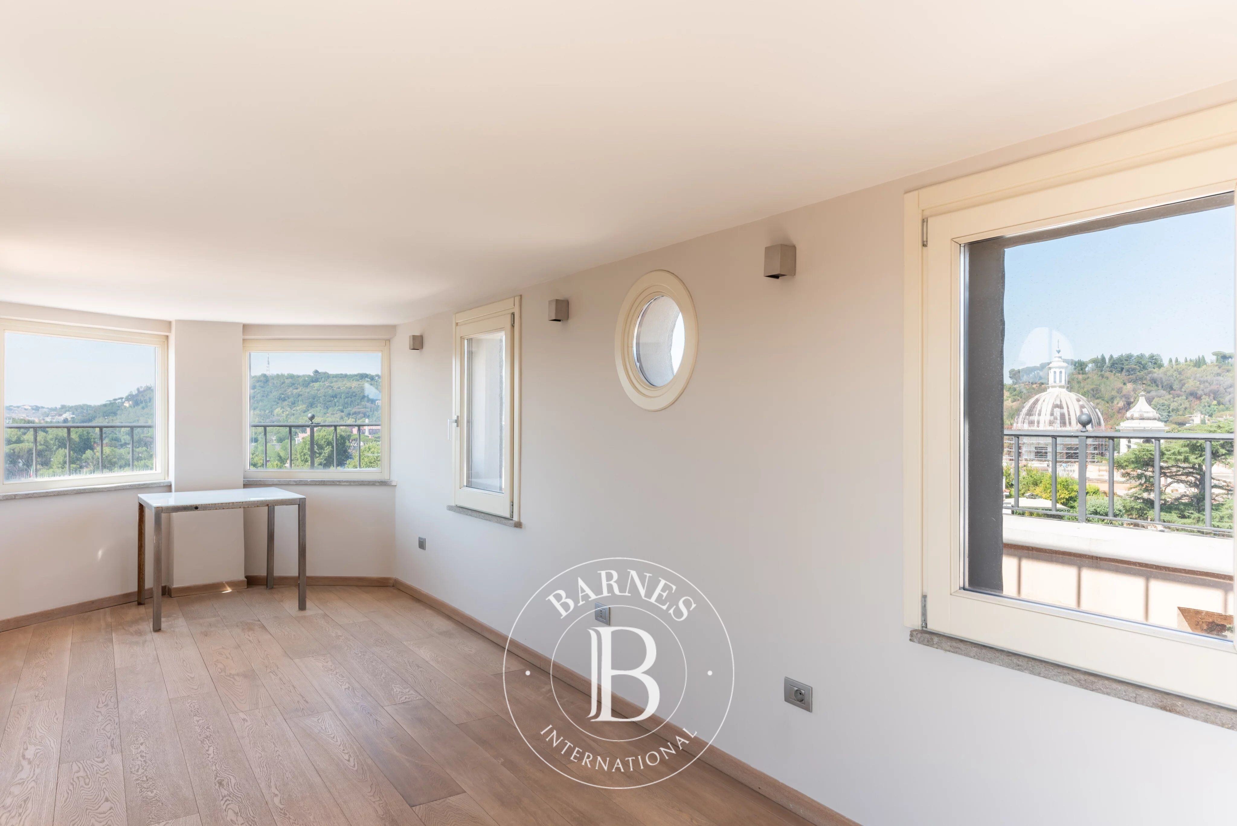 Penthouse Roma - picture 31