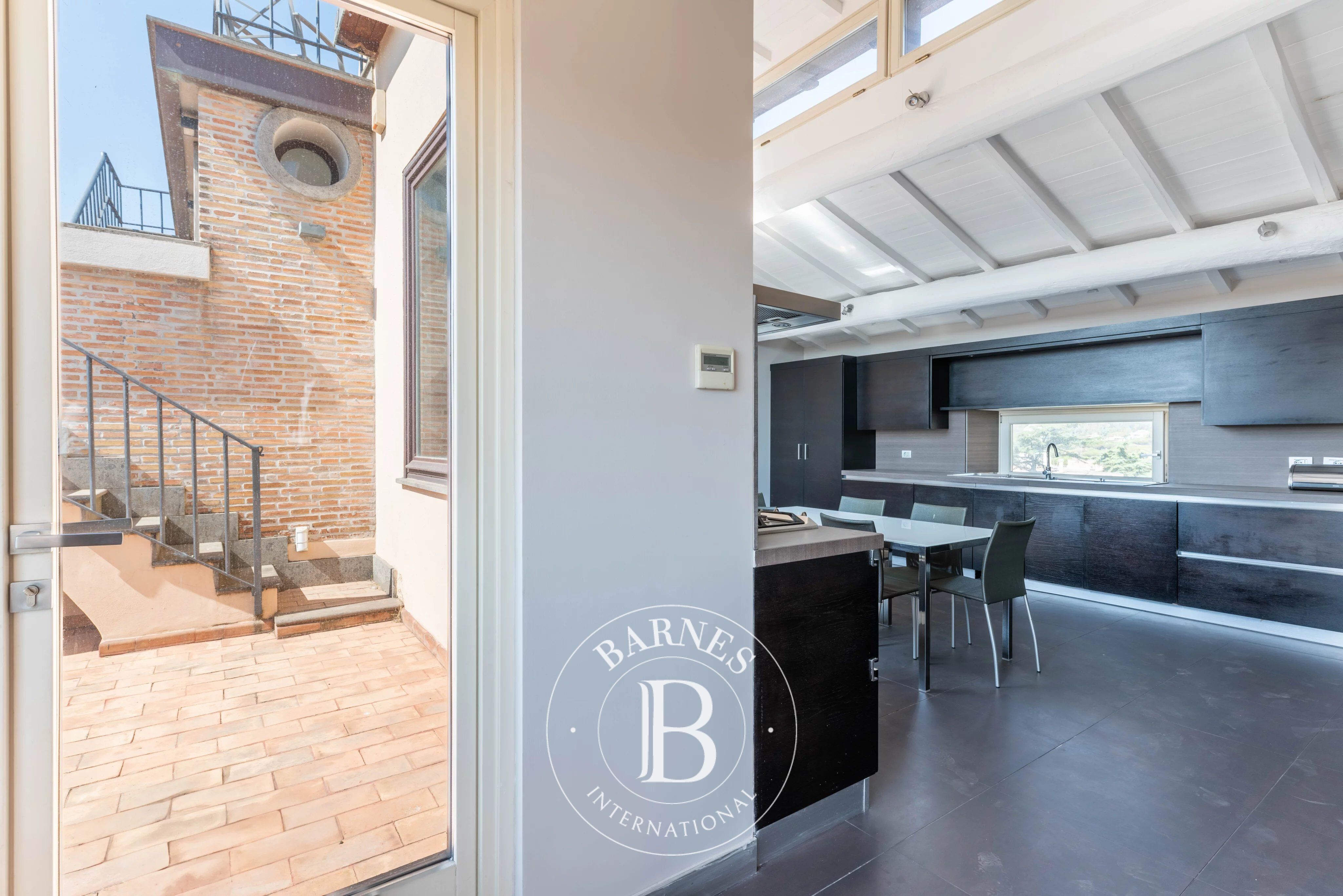 Penthouse Roma - picture 26