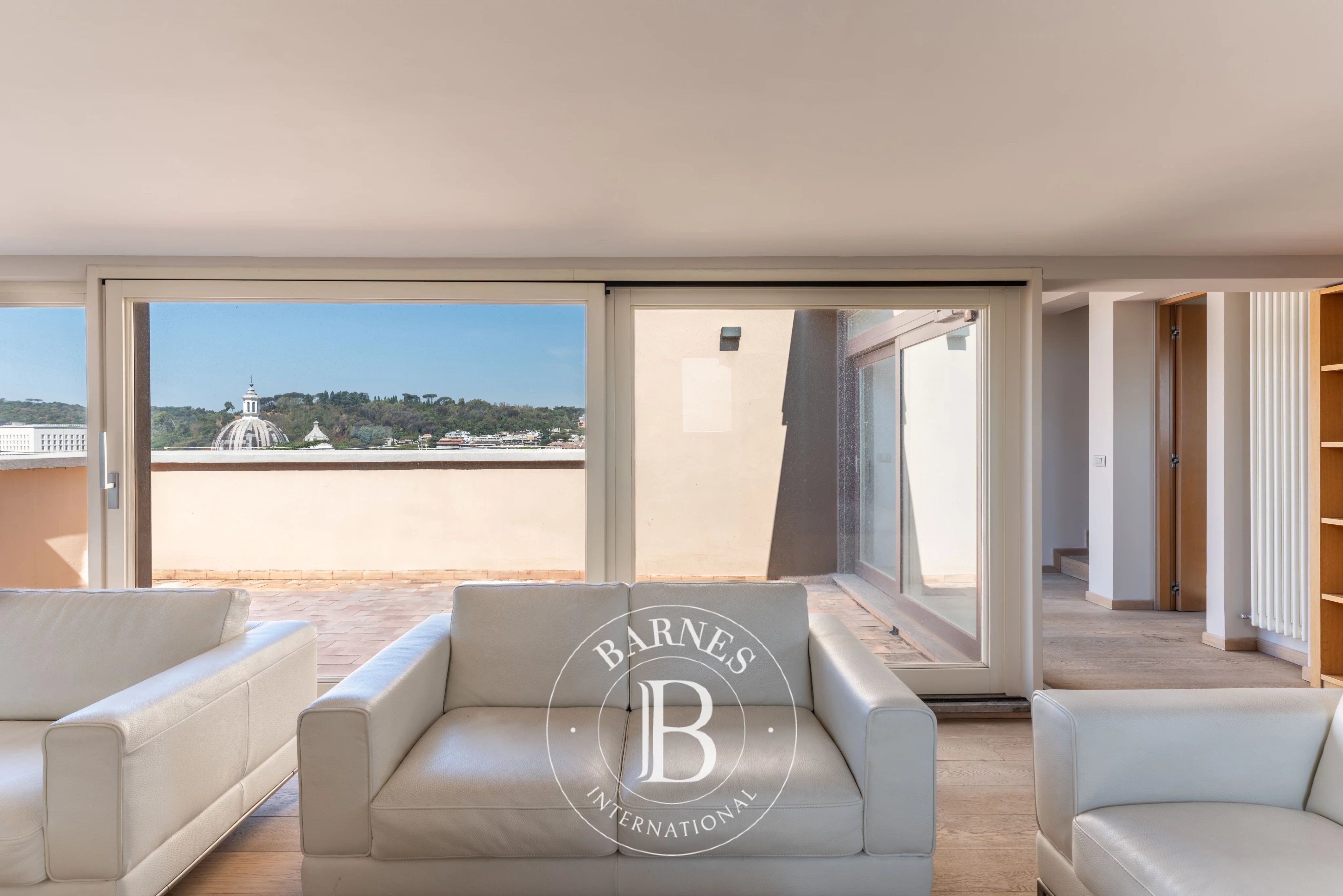 Penthouse Roma - picture 21