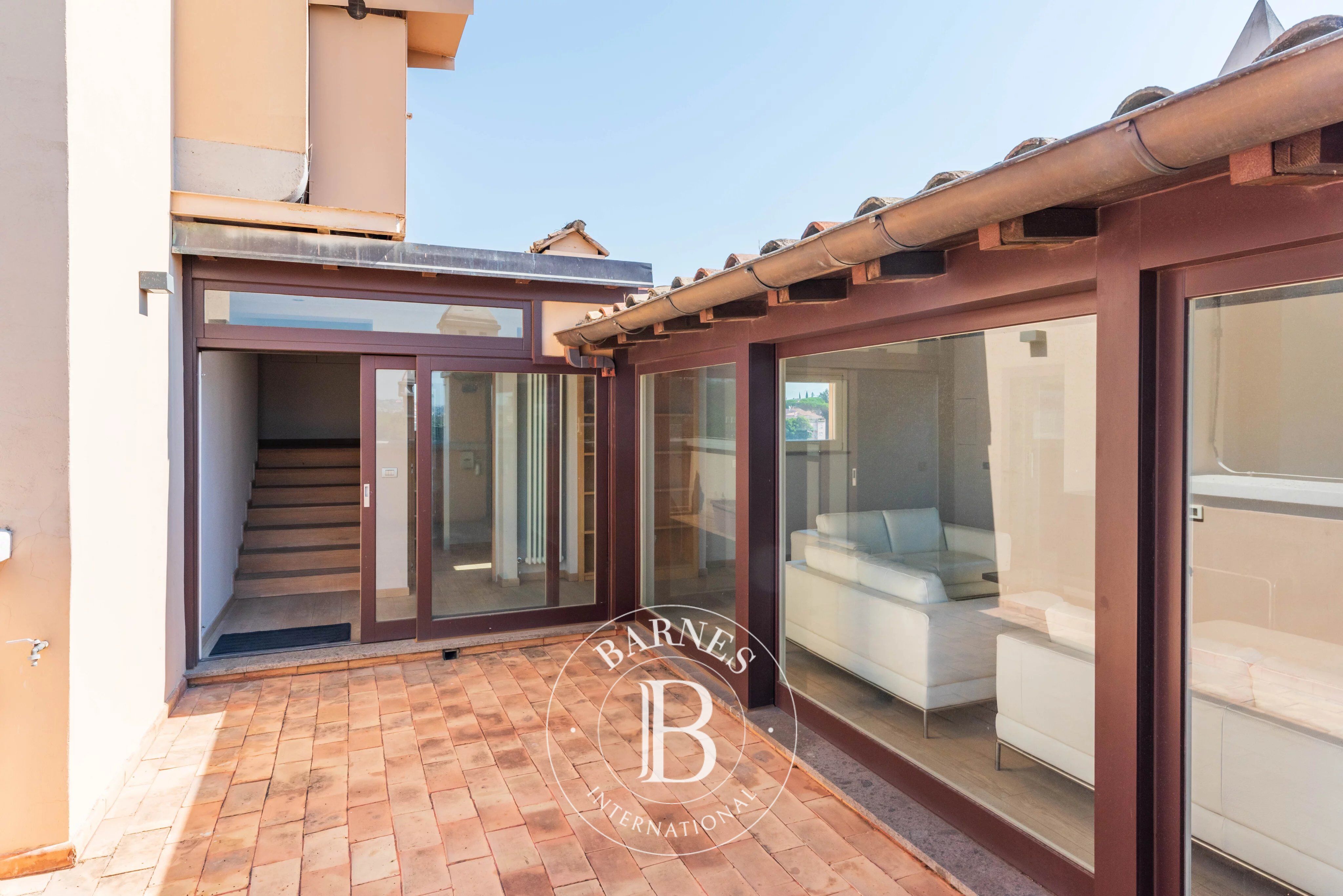 Penthouse Roma - picture 11