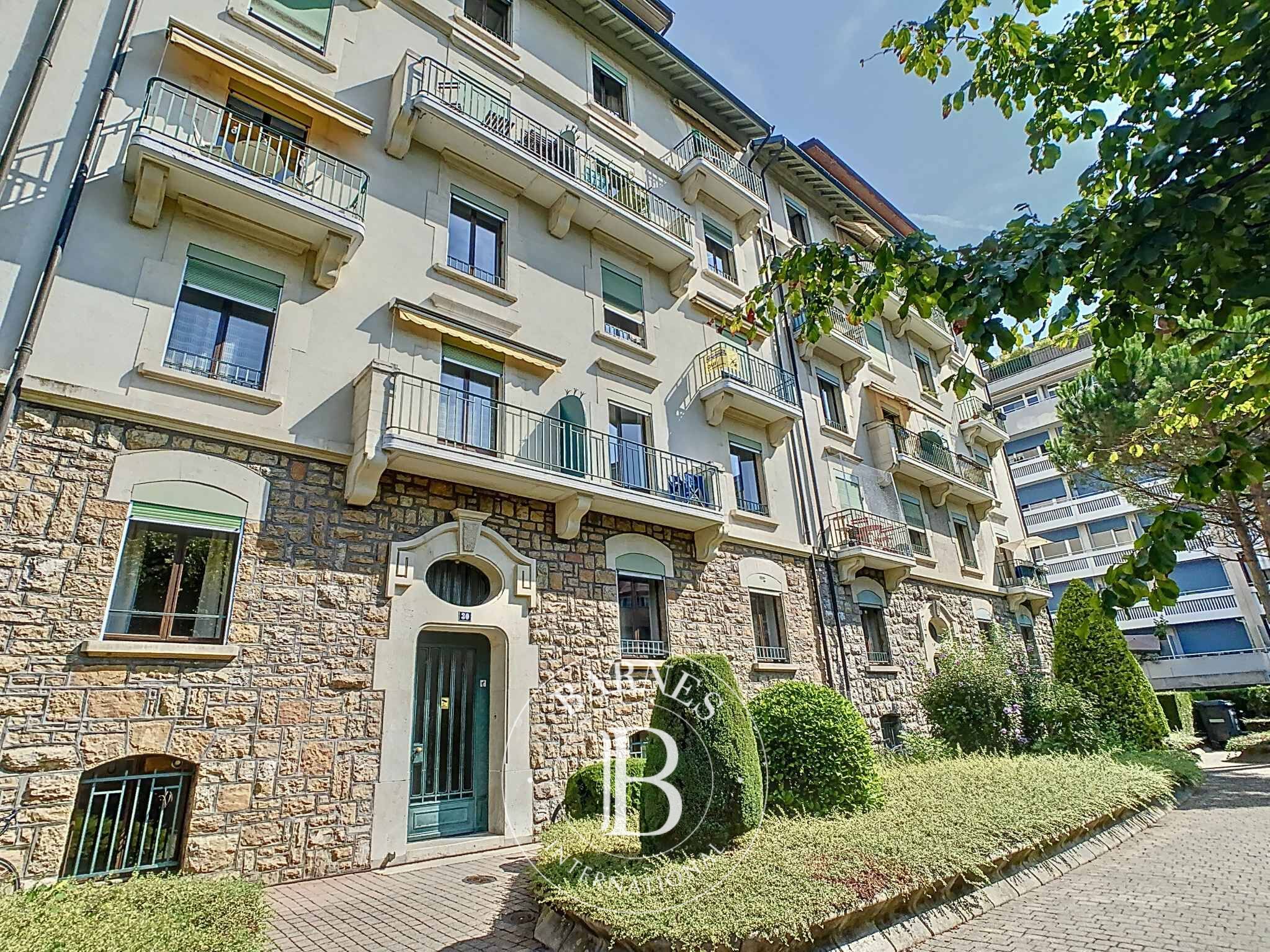 Penthouse Saint-Jean - picture 1