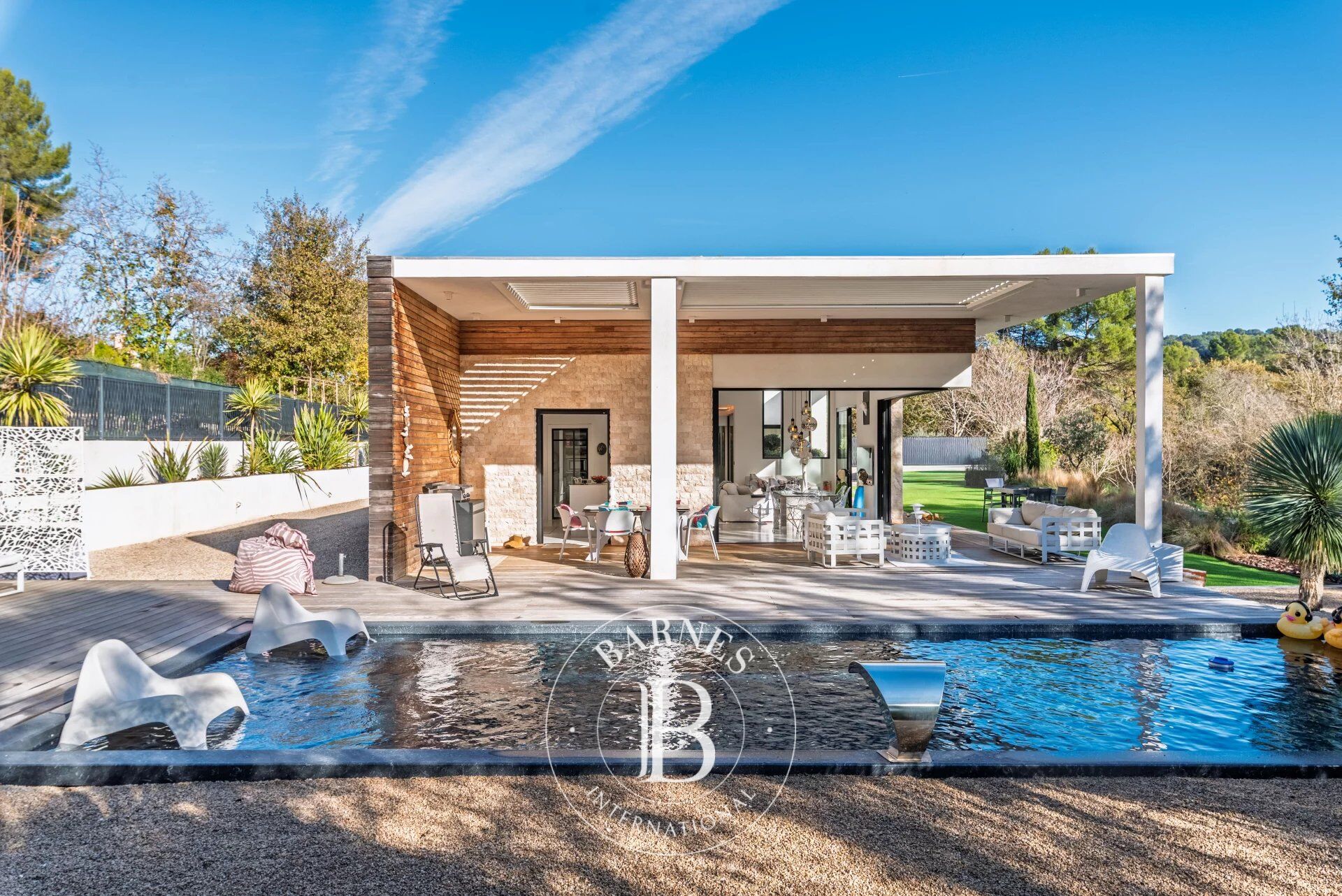 Contemporary villa Mouans Sartoux - picture 1