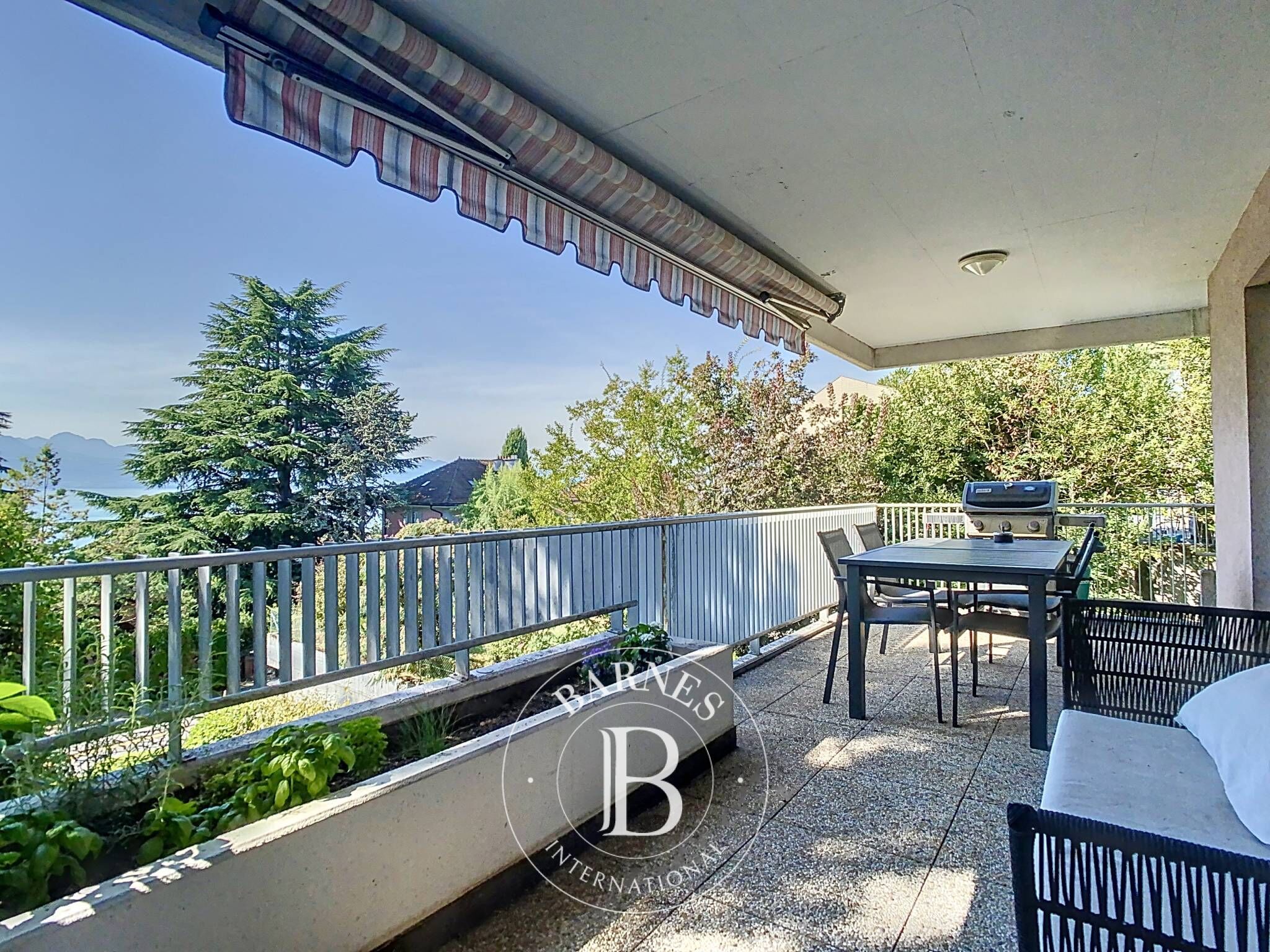 Apartment Pully - picture 1