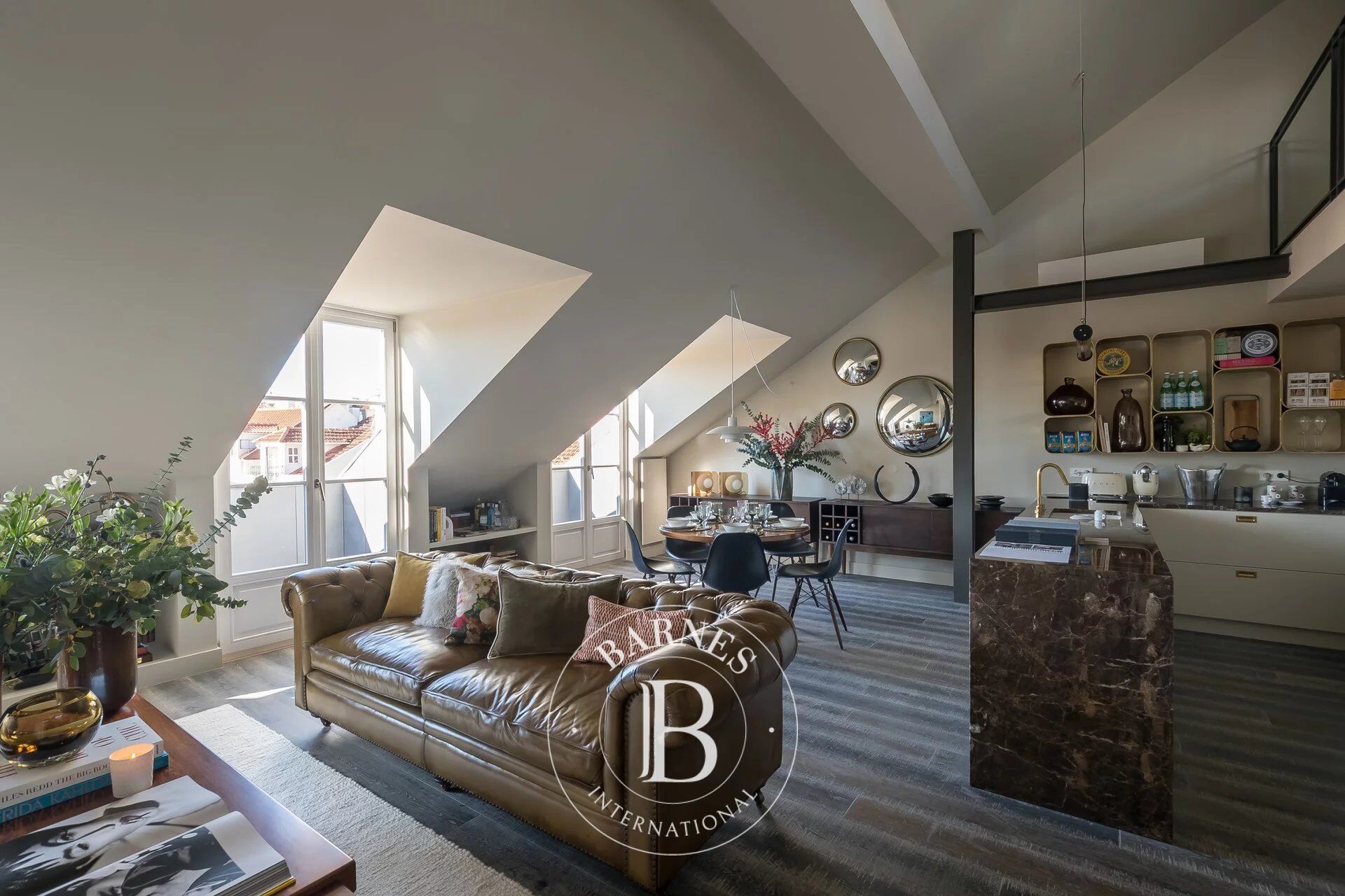 Encanto y vistas - picture 2