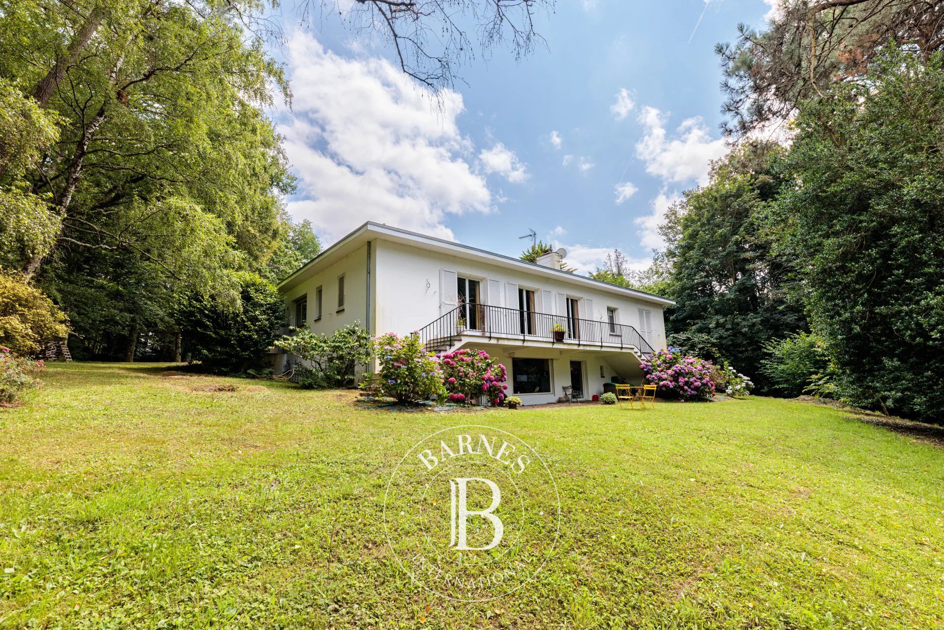 ORVAULT - Maison familiale avec jardin - picture 2