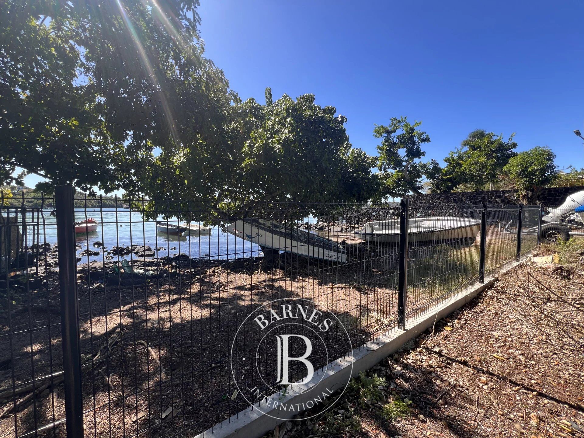 Terreno residencial  Trou d'Eau Douce - picture 1