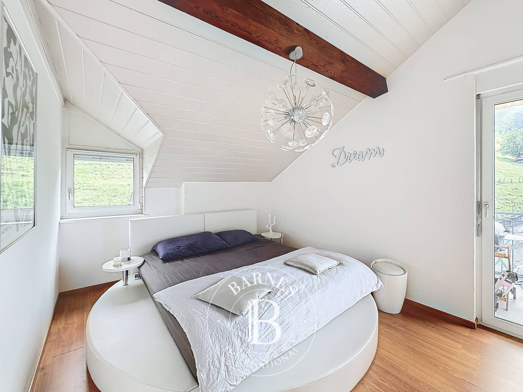 Cati kati Montreux - picture 10