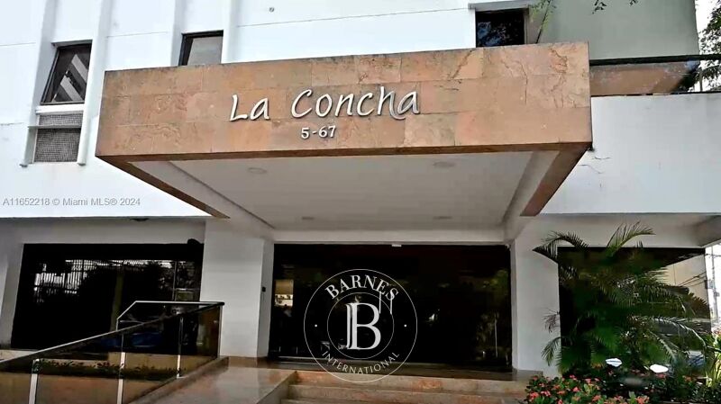 For Sale, Apartment New York - picture 2