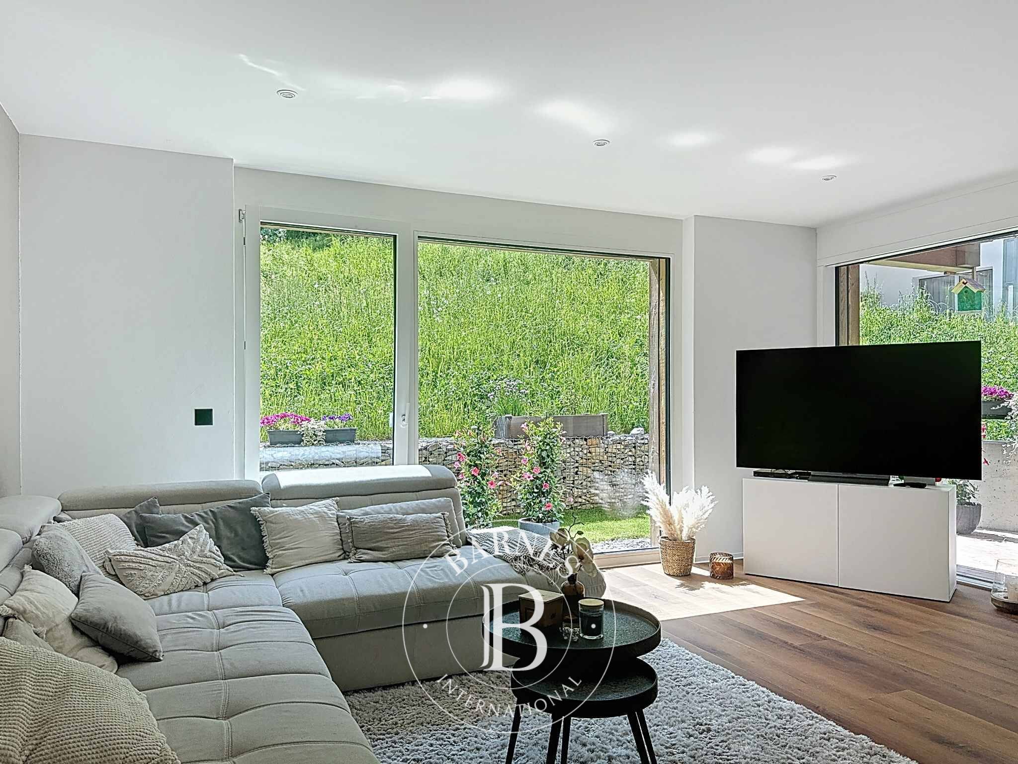 Appartement lumineux de 4,5 pièces - picture 2