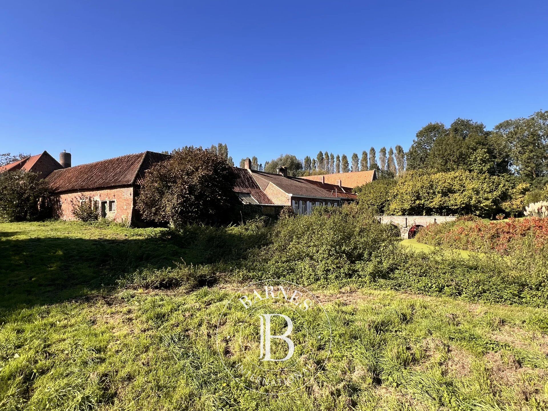 A 20 minutos de Lille, autentica casa de campo a renovar - picture 3