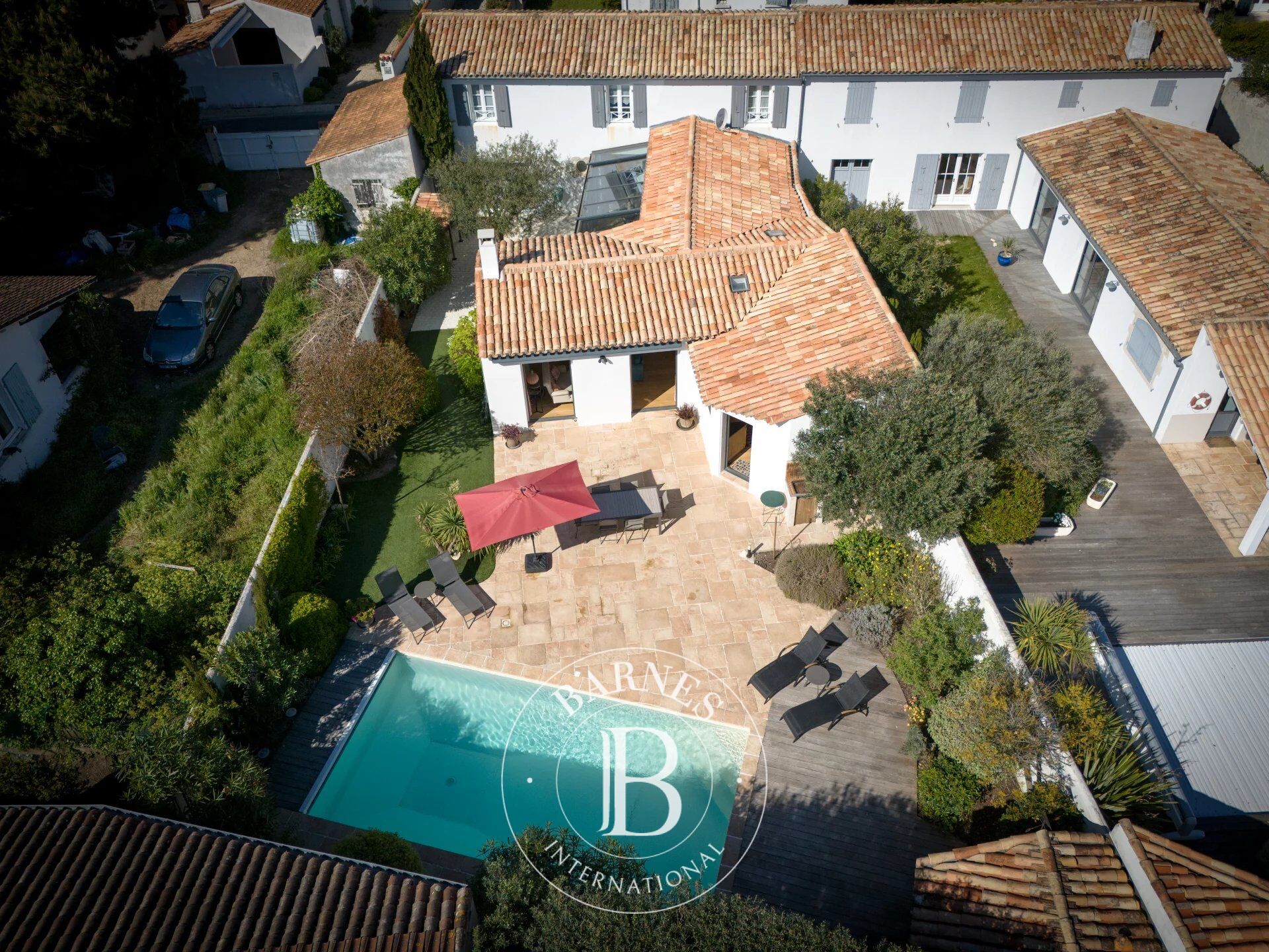 Villa La Flotte - picture 2