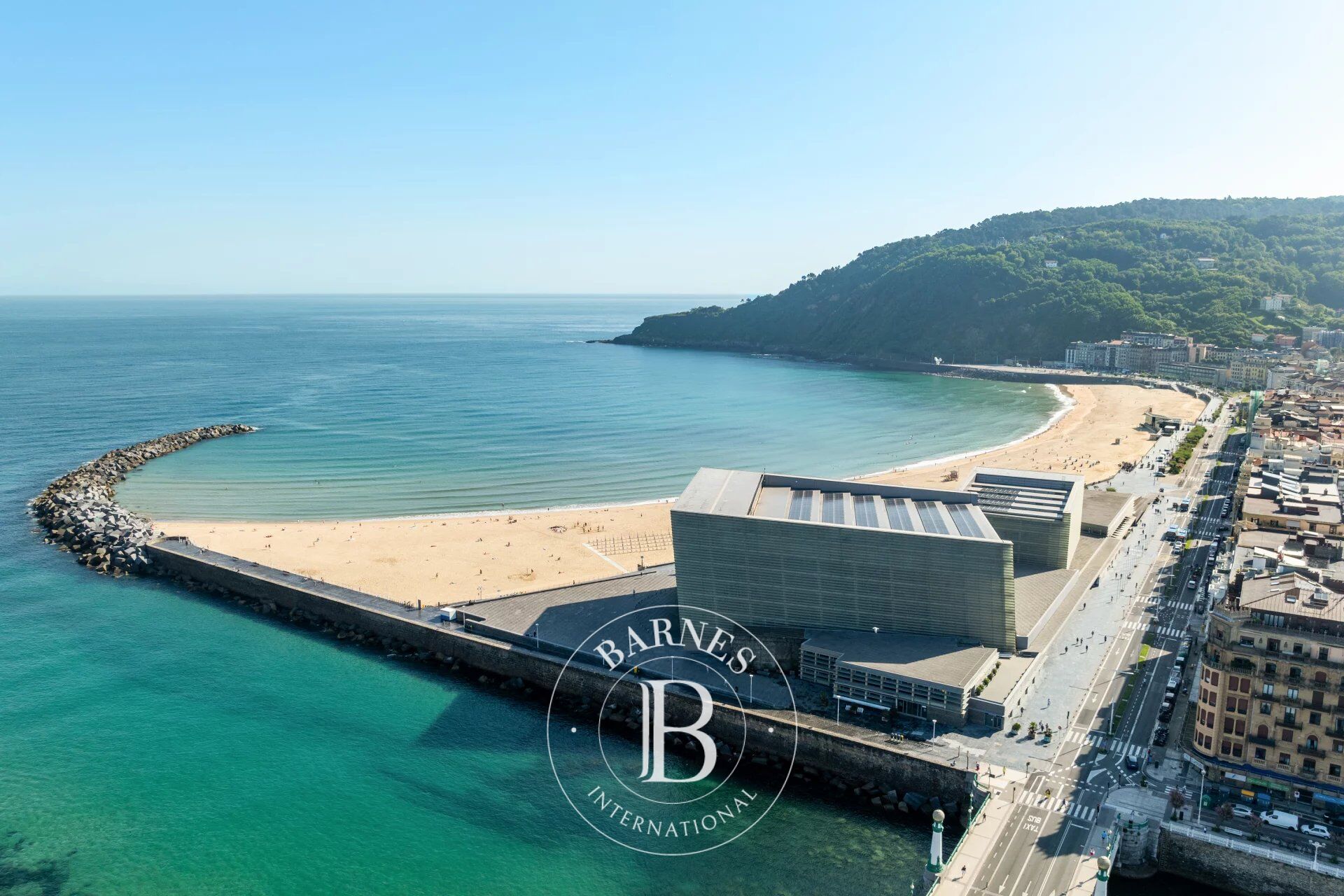 SAN SEBASTIÁN - Belle opportunité au coeur de Zurriola - picture 1