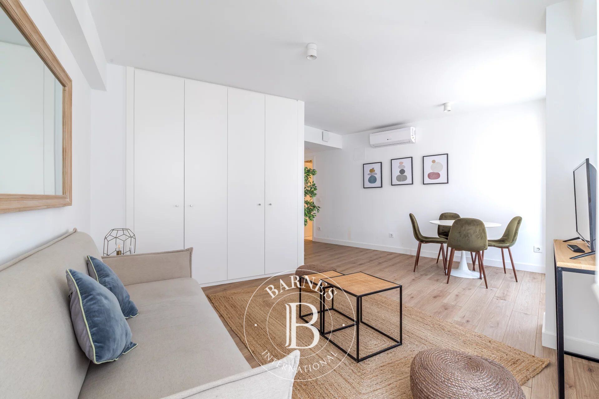 Madrid - Tetuán - Appartement de luxe rénové et meublé - picture 2