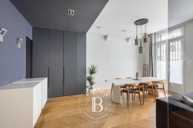 For Sale, Apartment Paris 8ème - picture 2