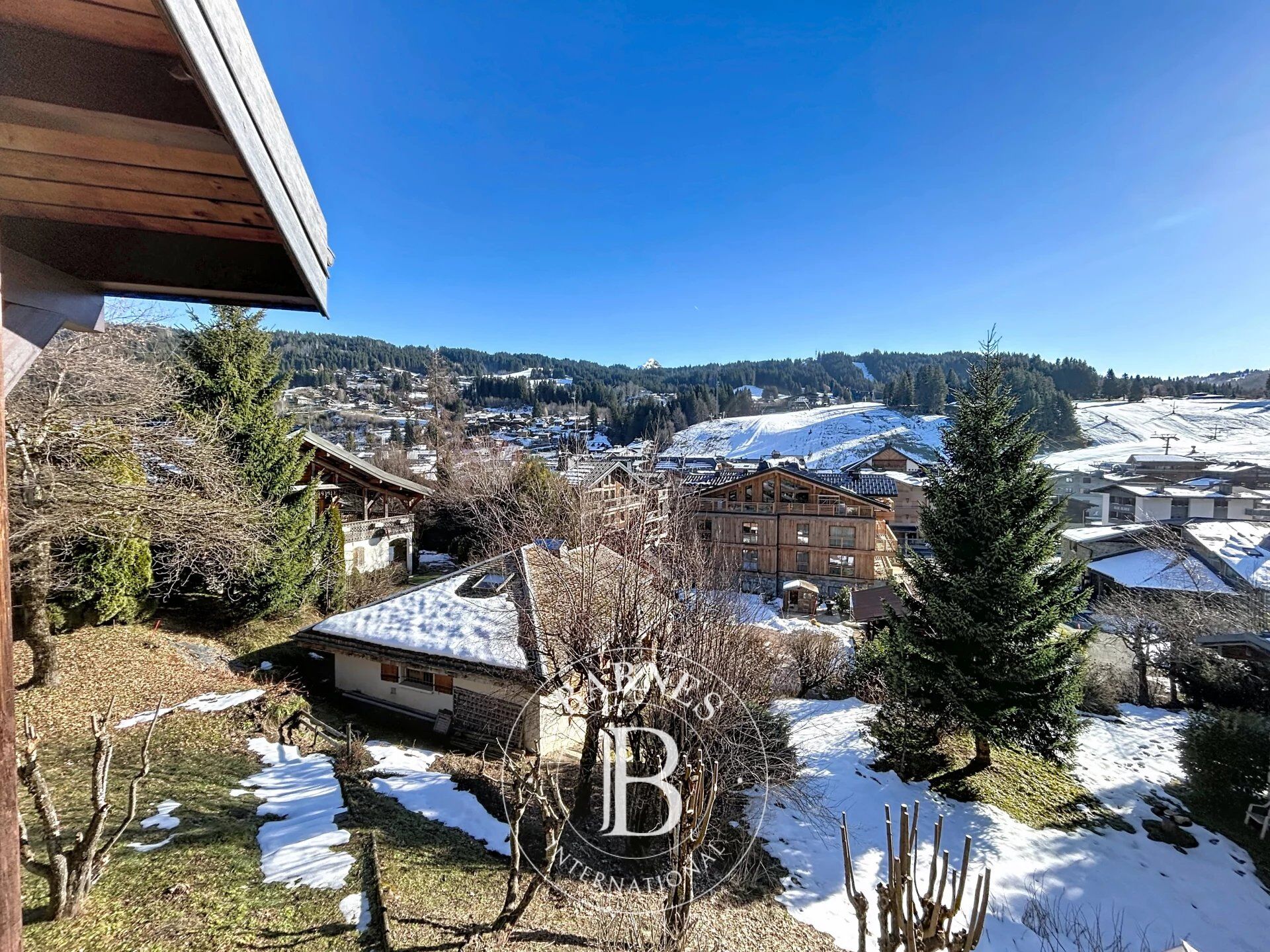 Chalet Les Gets - picture 2