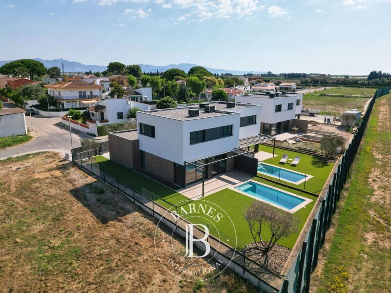 Zu verkaufen Haus | Sant Pere Pescador - picture 2