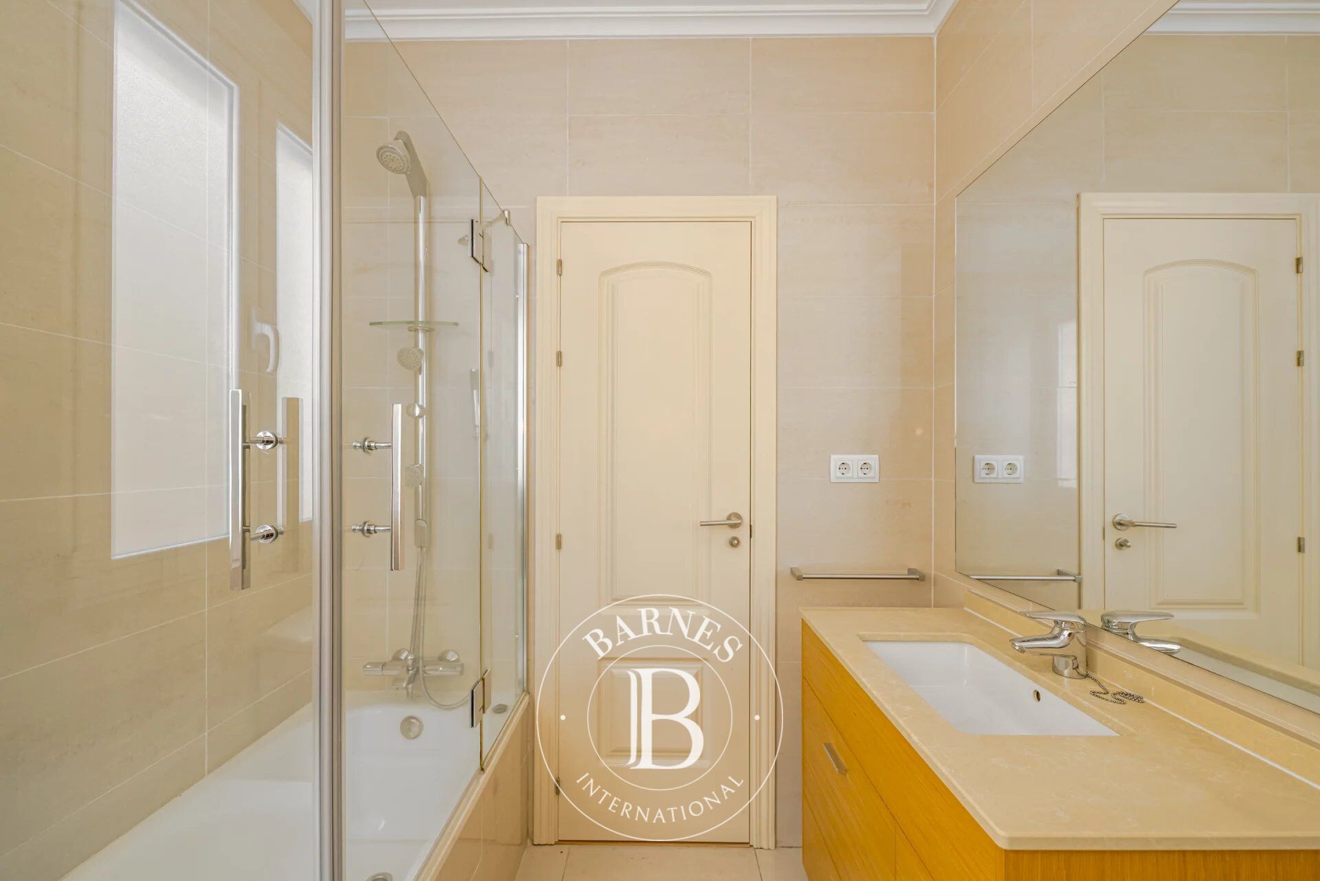 Daire Madrid - picture 18